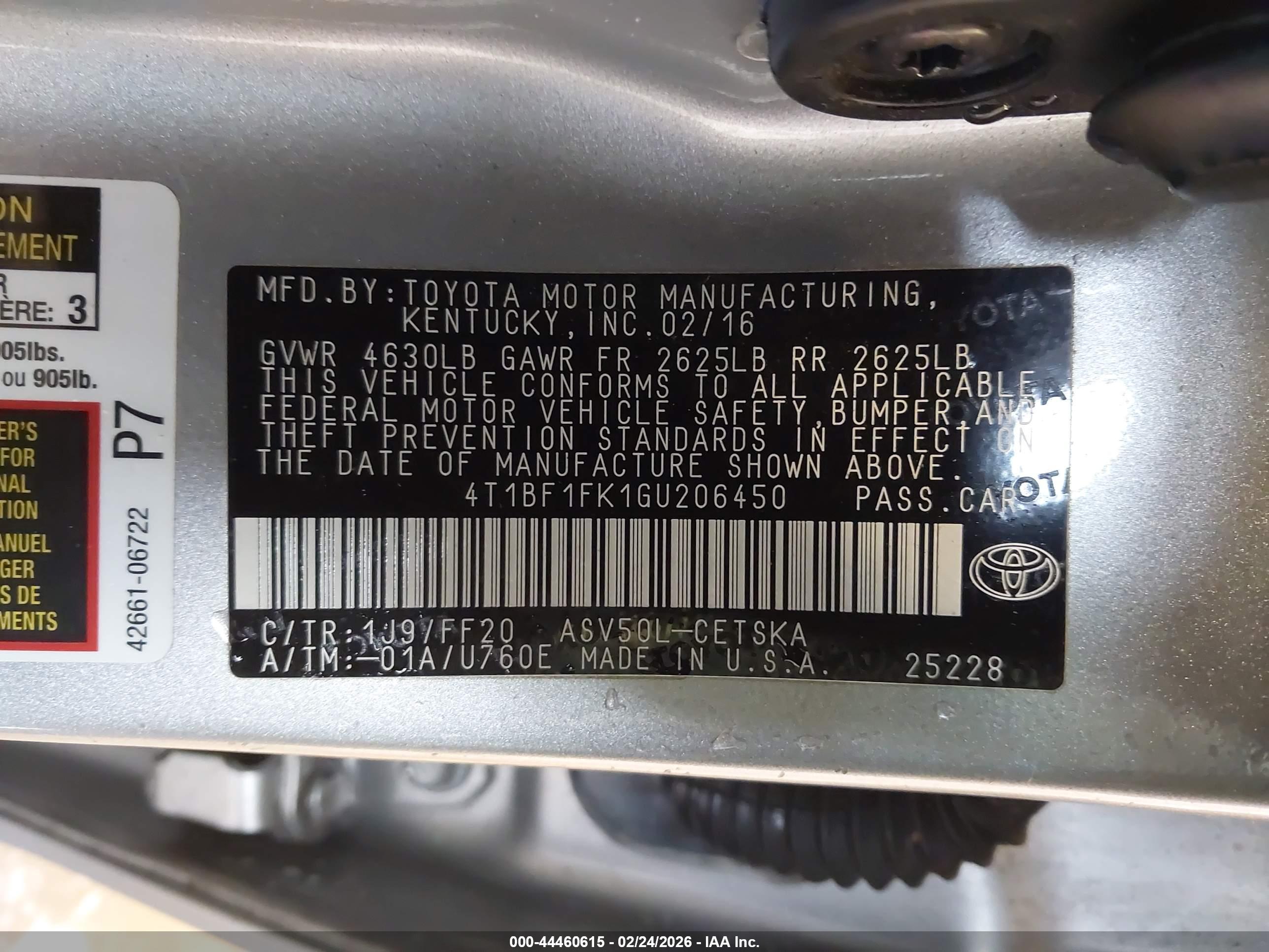 TOYOTA CAMRY image 9
