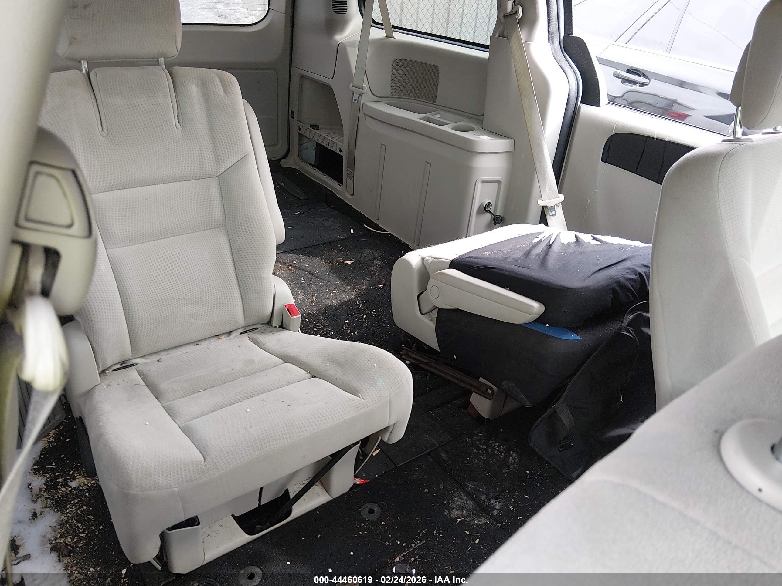 DODGE GRAND image 8