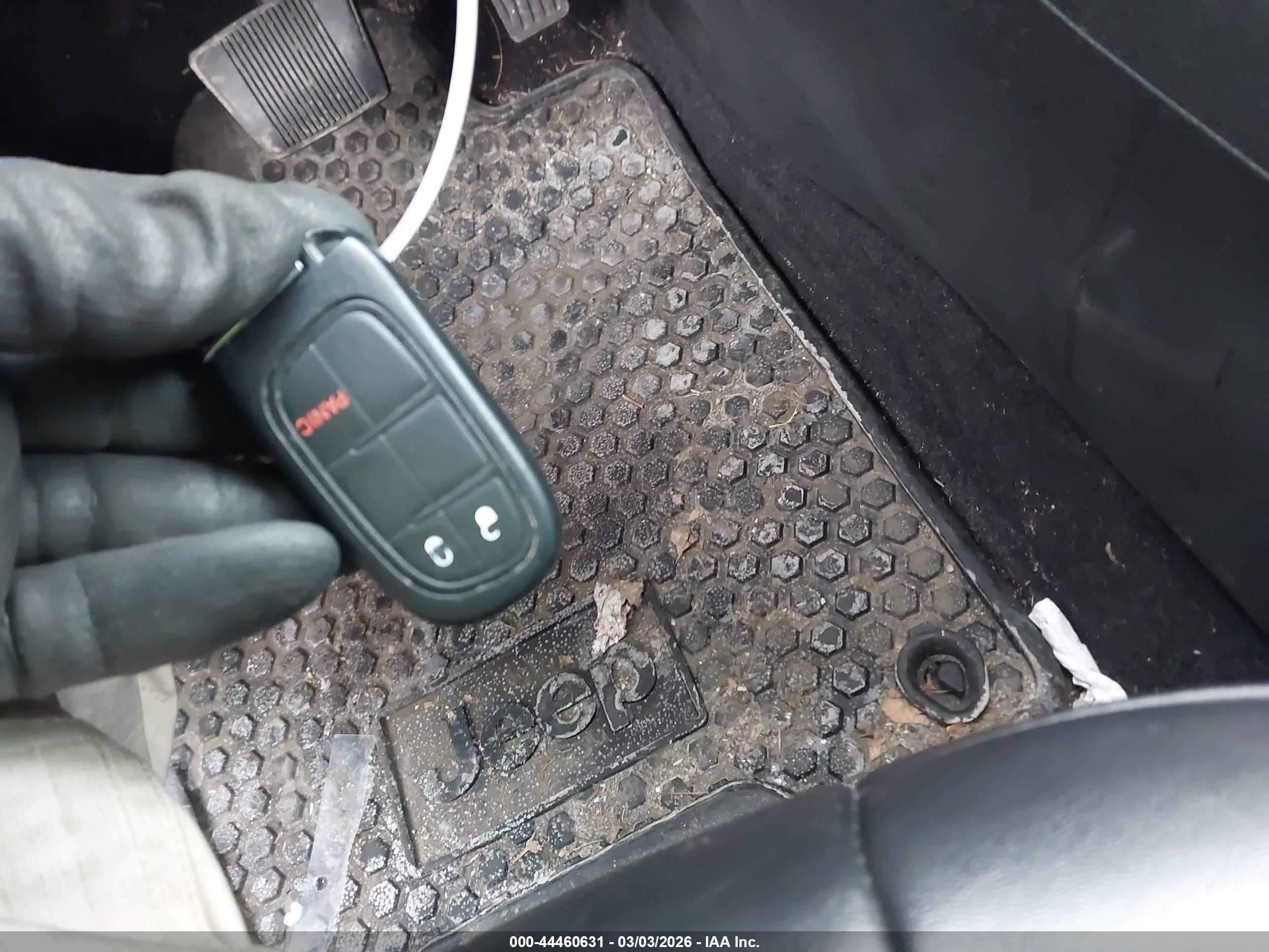 JEEP CHEROKEE image 11