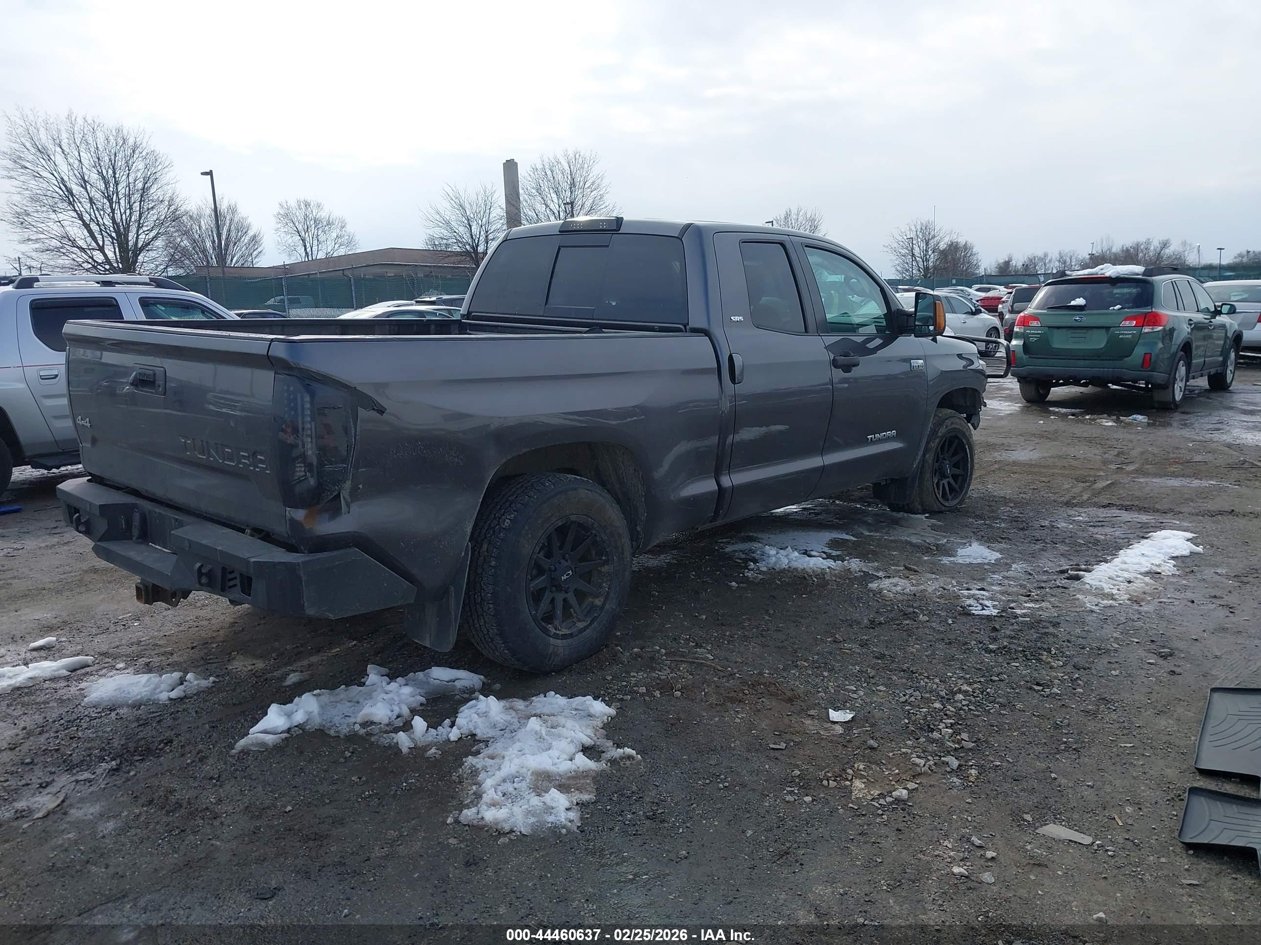 TOYOTA TUNDRA image 4