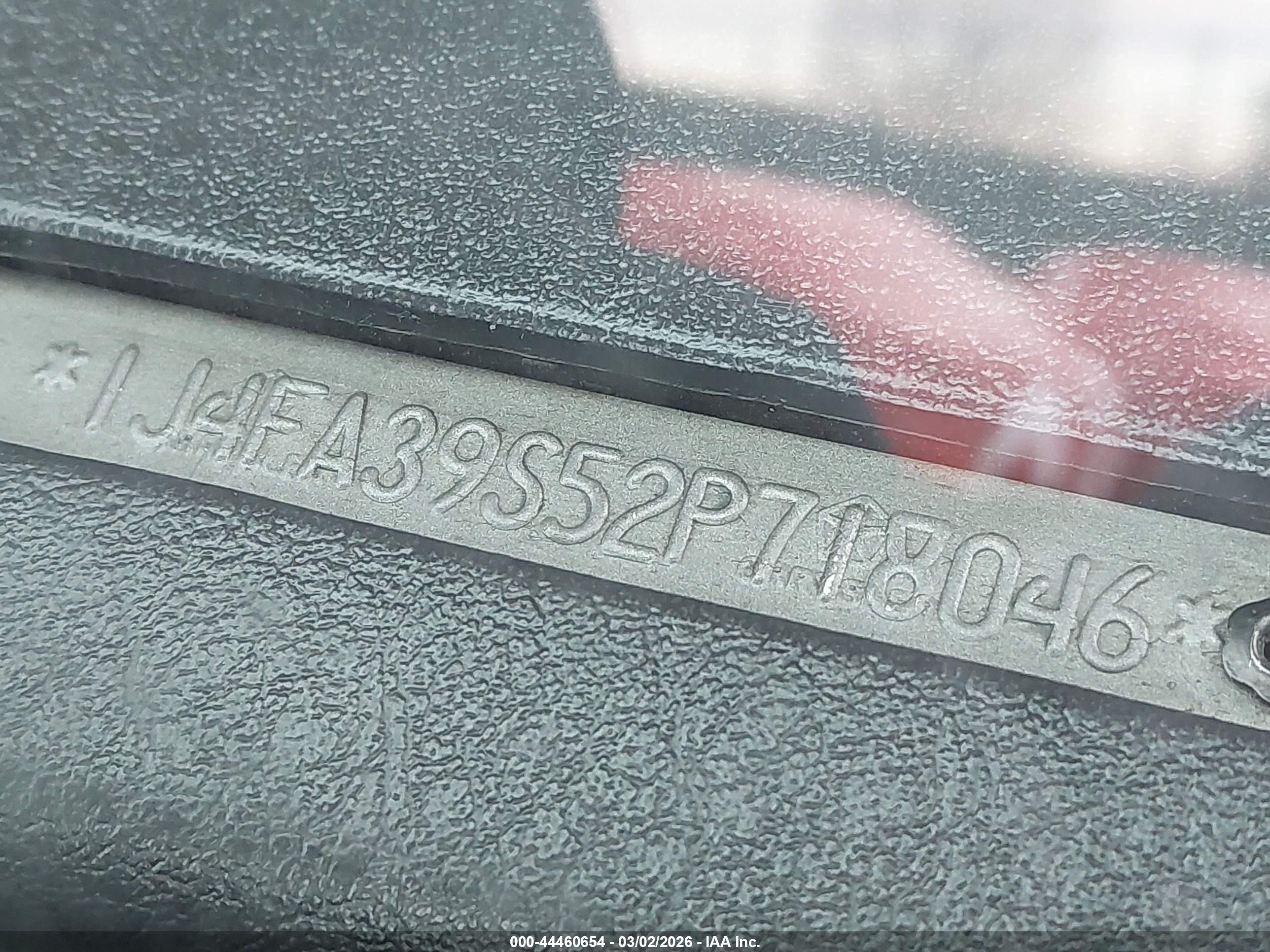 JEEP WRANGLER image 9