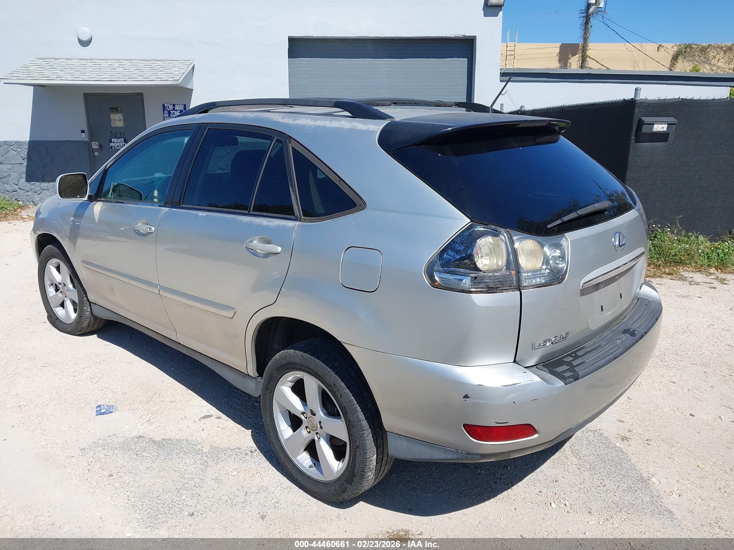 LEXUS RX image 3