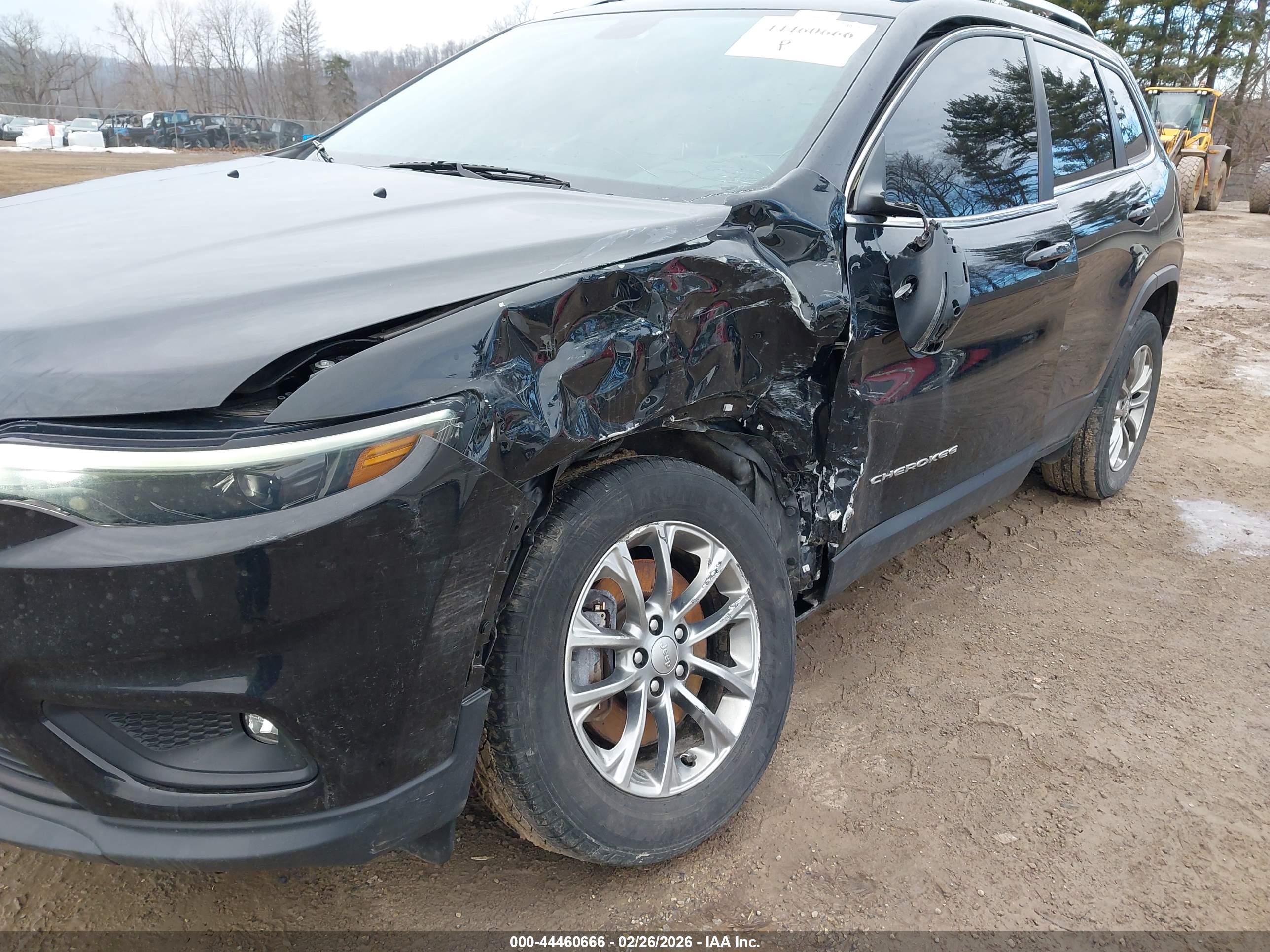 JEEP CHEROKEE image 6