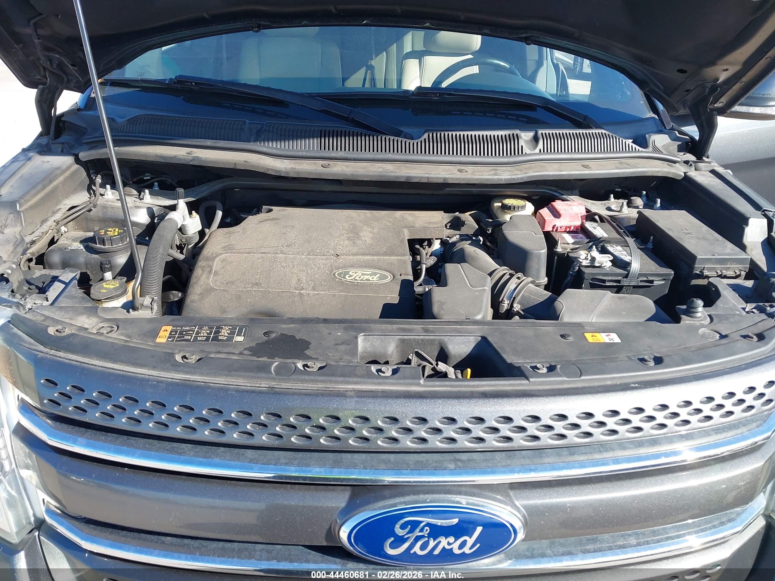FORD EXPLORER image 10
