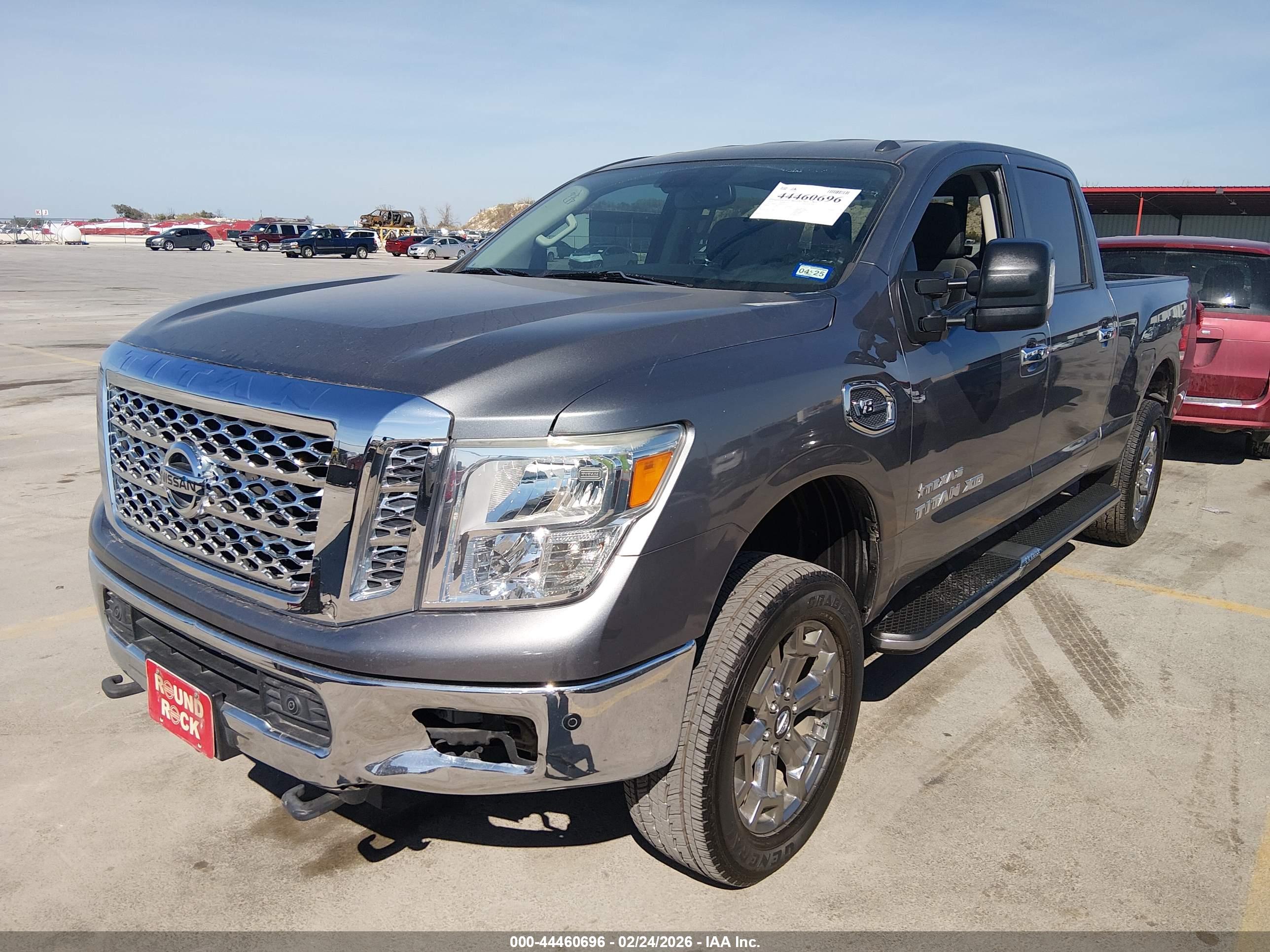 NISSAN TITAN image 2