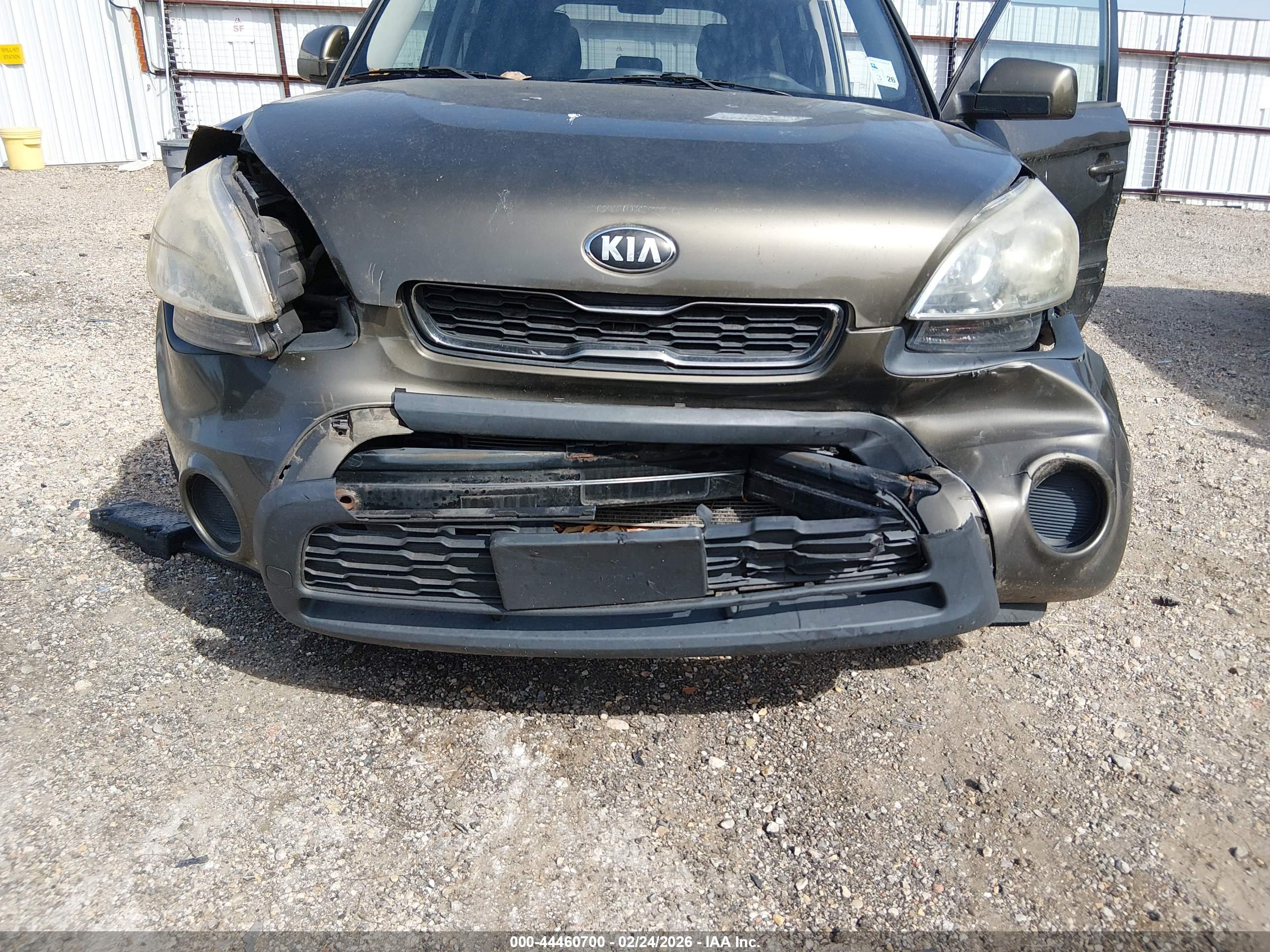 KIA SOUL image 6