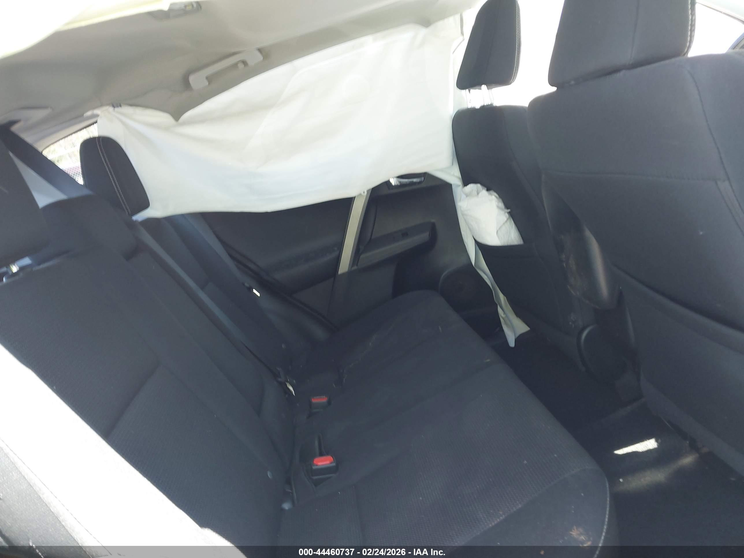 TOYOTA RAV4 image 8