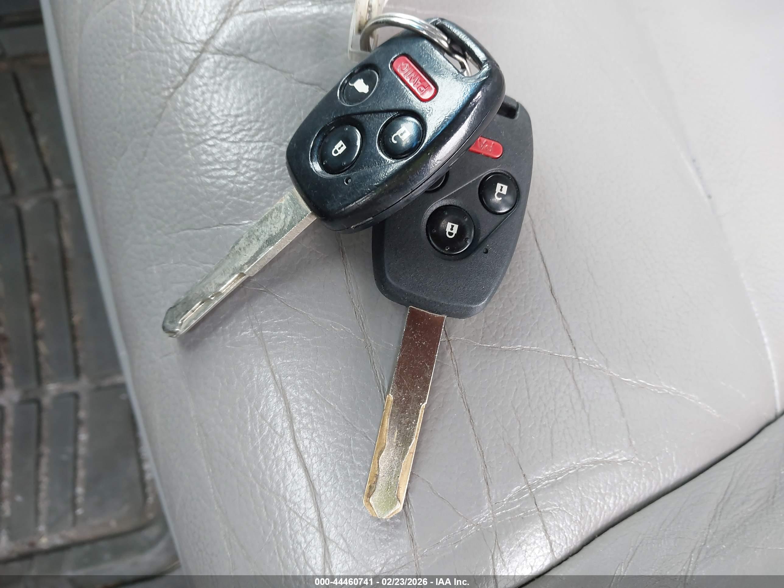 HONDA PILOT image 11