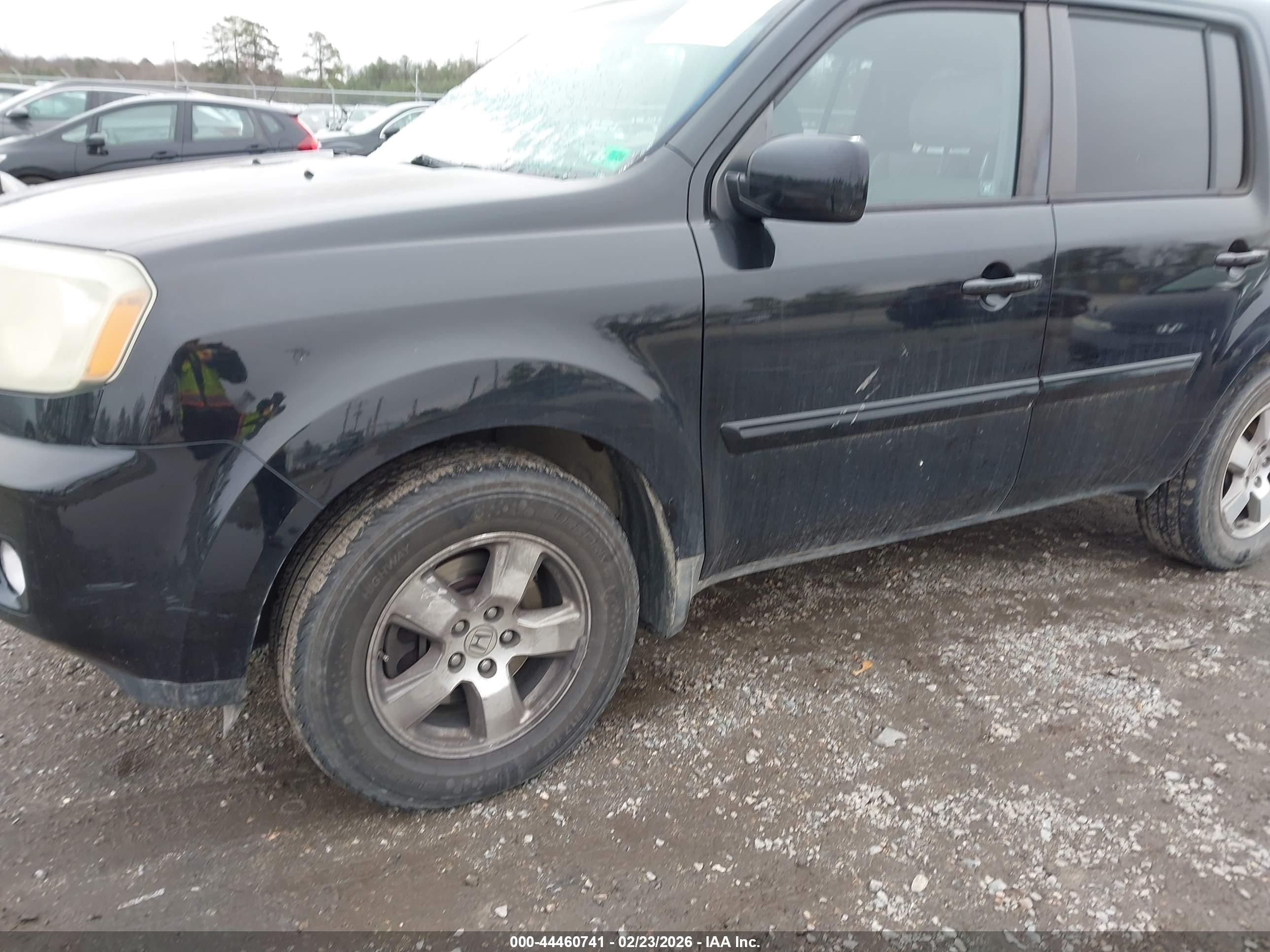 HONDA PILOT image 6