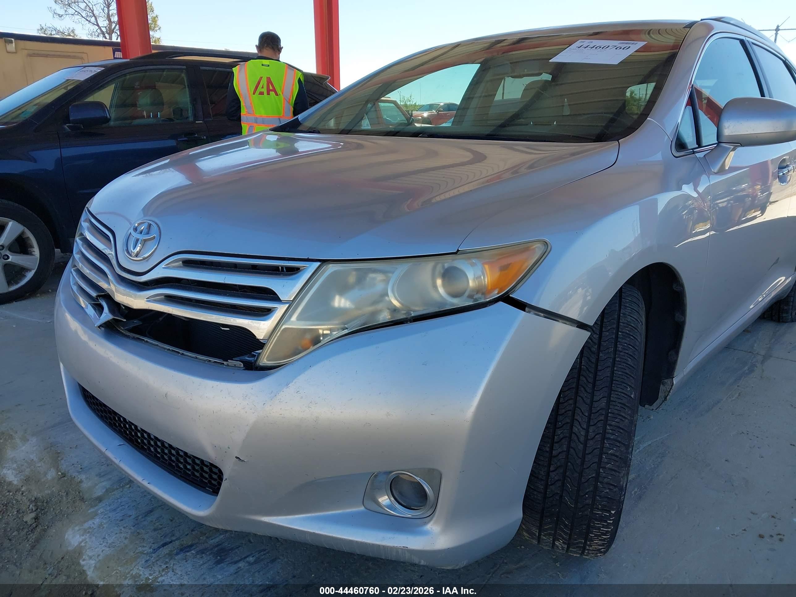 TOYOTA VENZA image 6