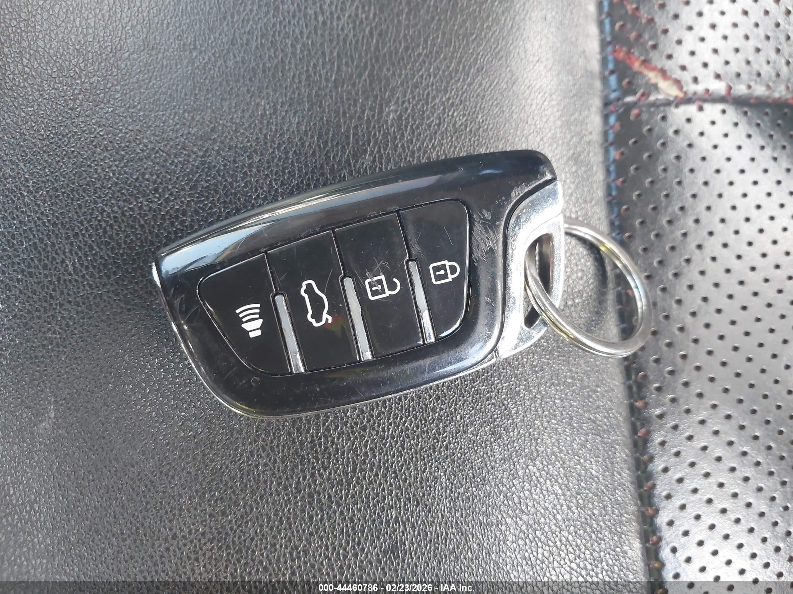 NISSAN JUKE image 11