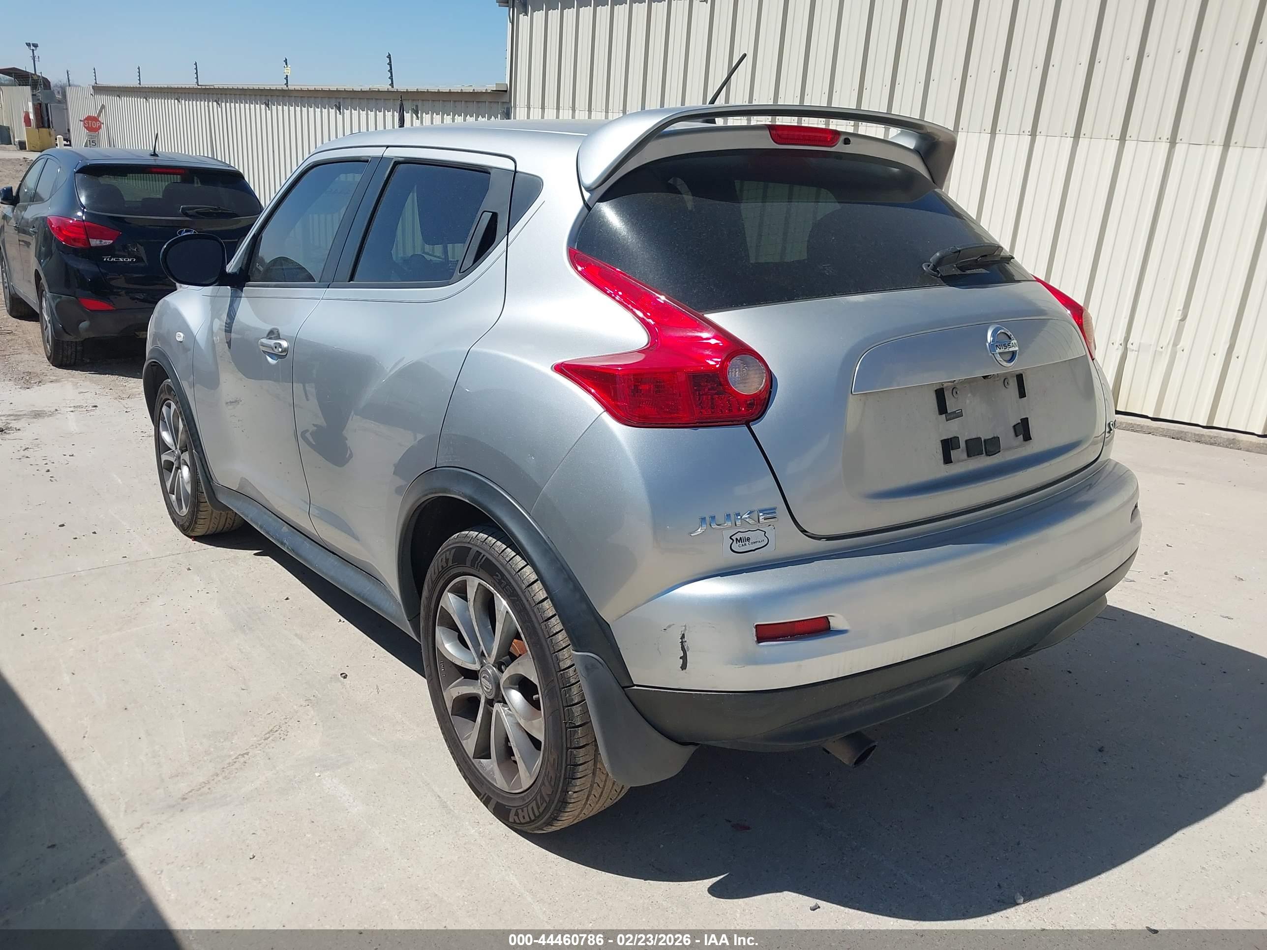 NISSAN JUKE image 3