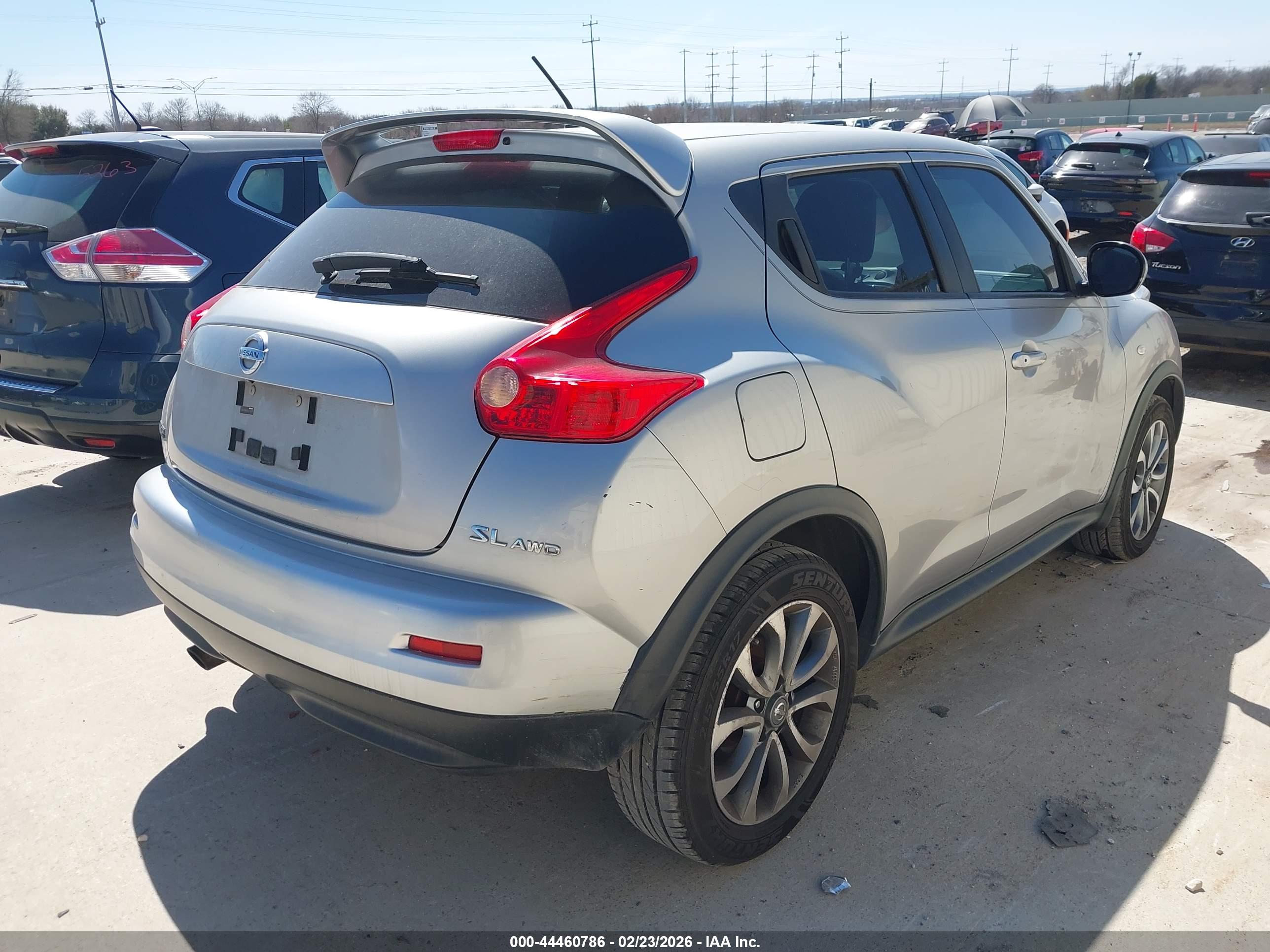 NISSAN JUKE image 4