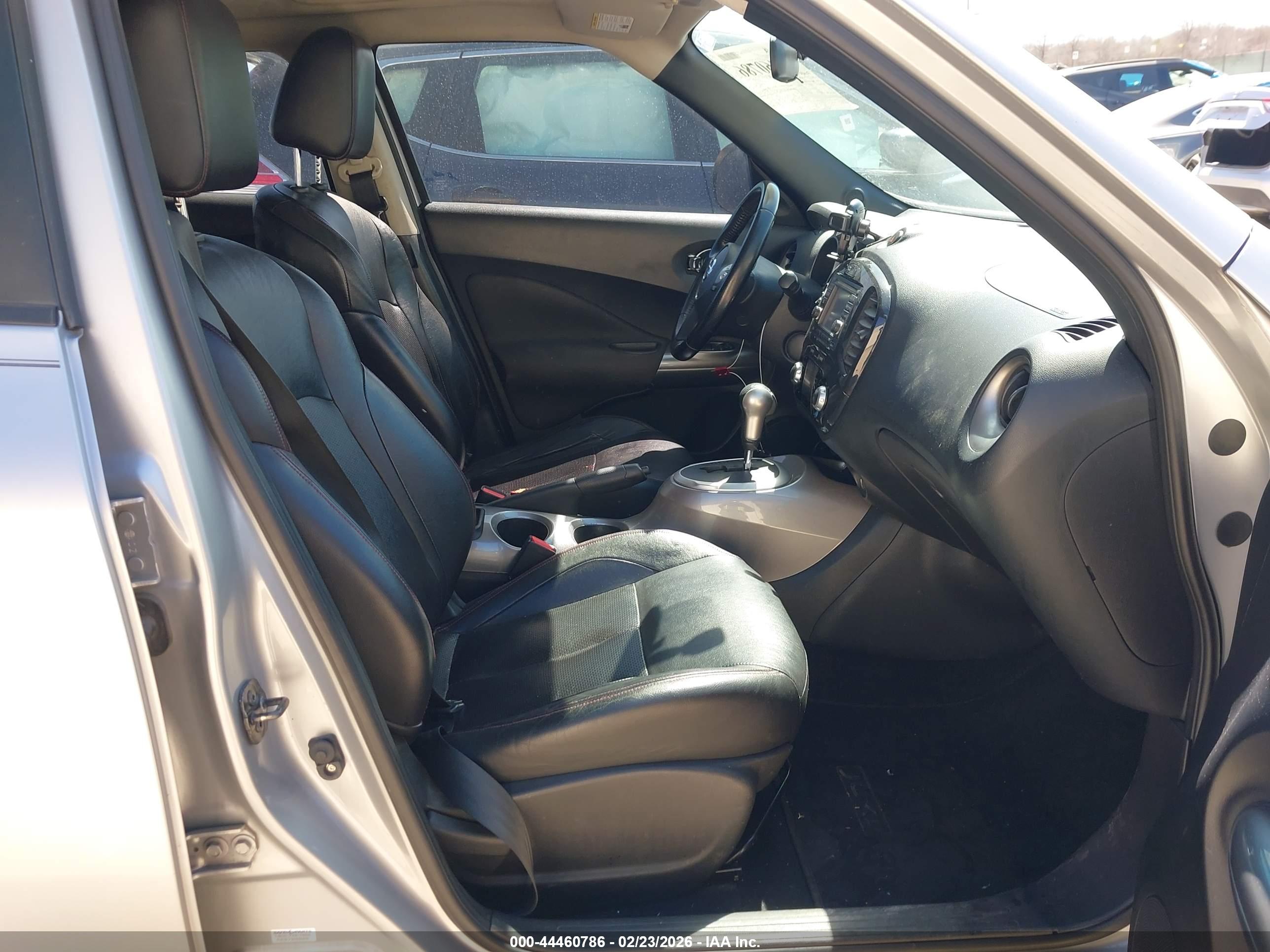 NISSAN JUKE image 5