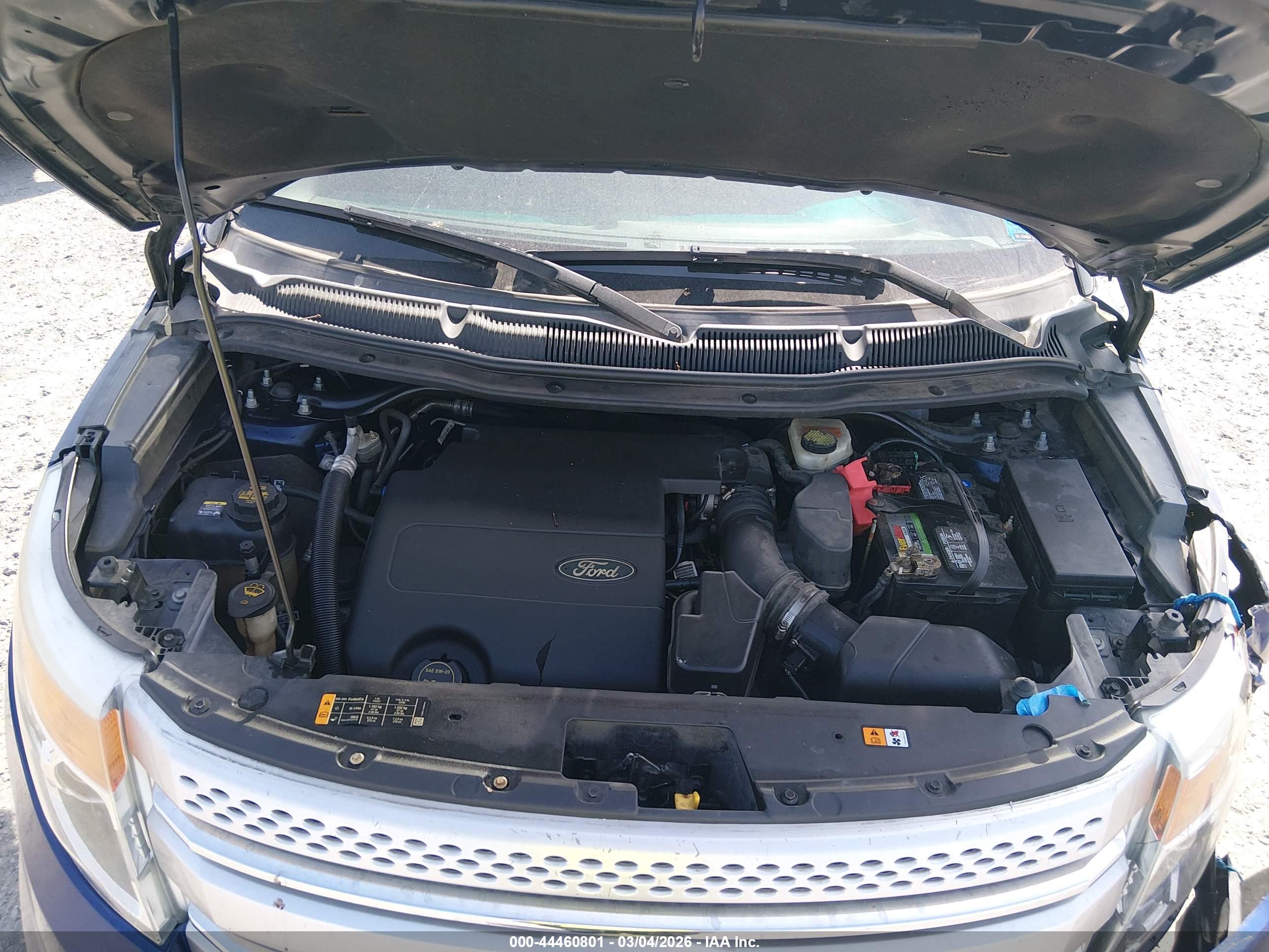 FORD EXPLORER image 10