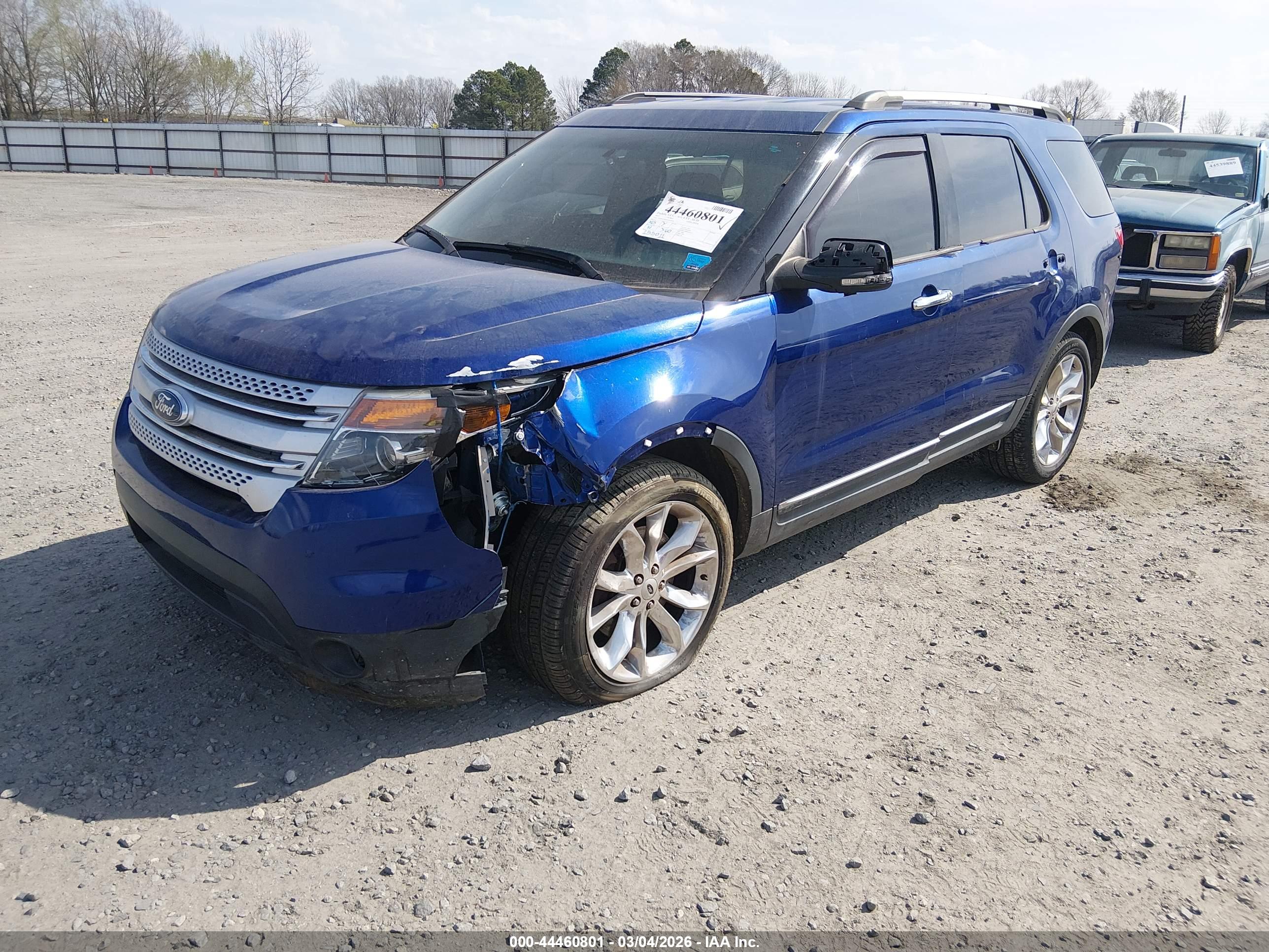 FORD EXPLORER image 2