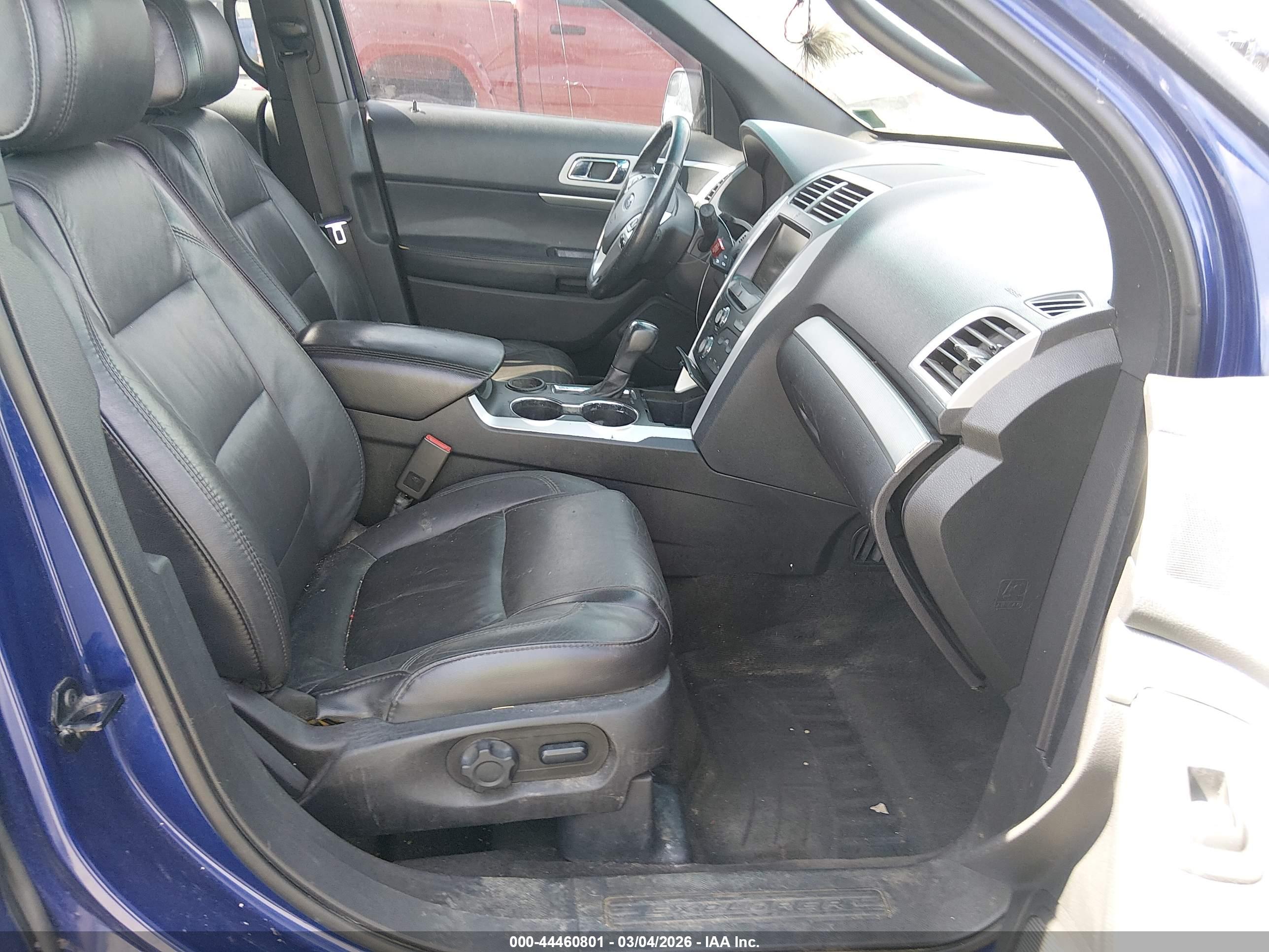 FORD EXPLORER image 5