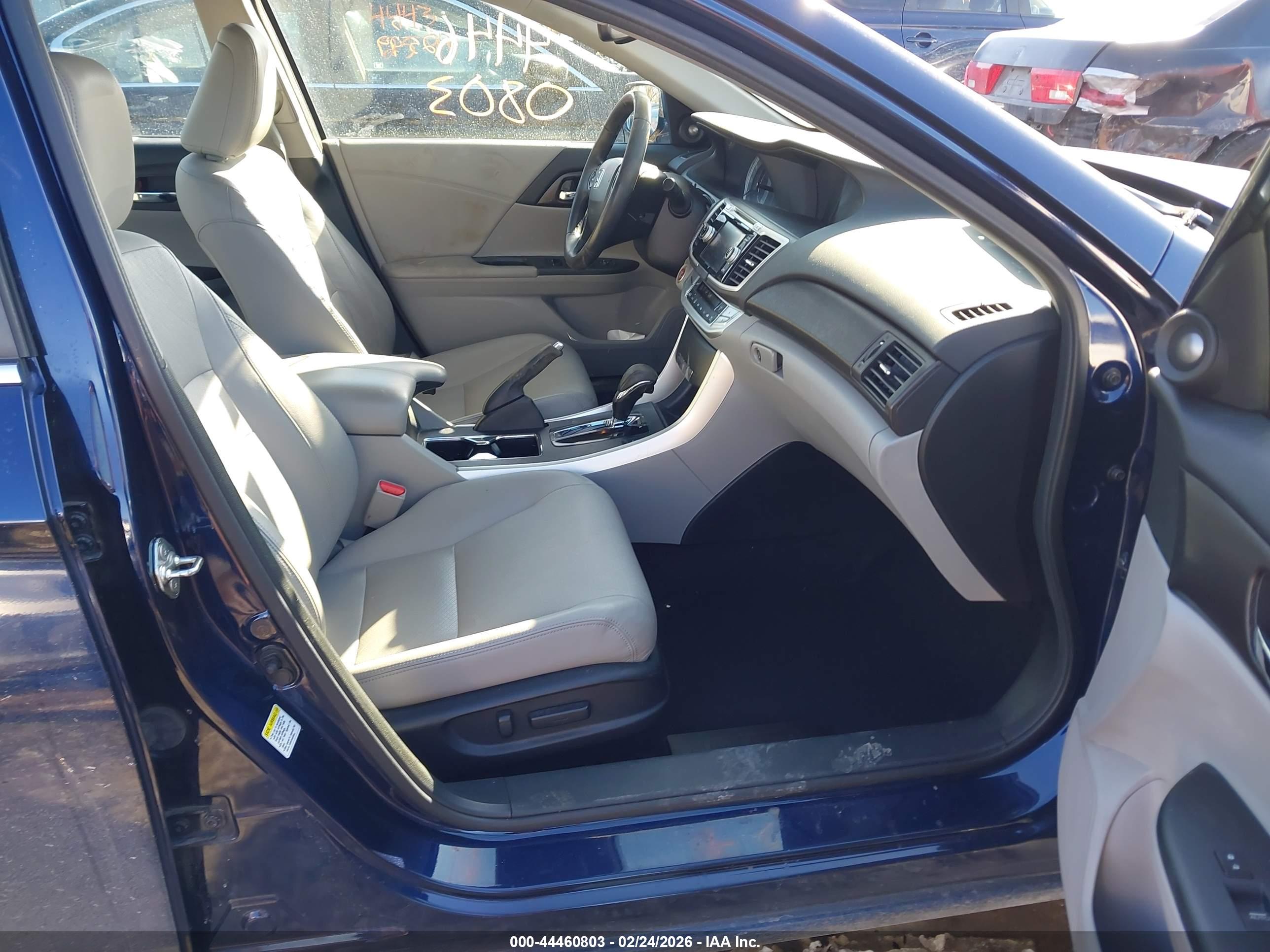 HONDA ACCORD image 5