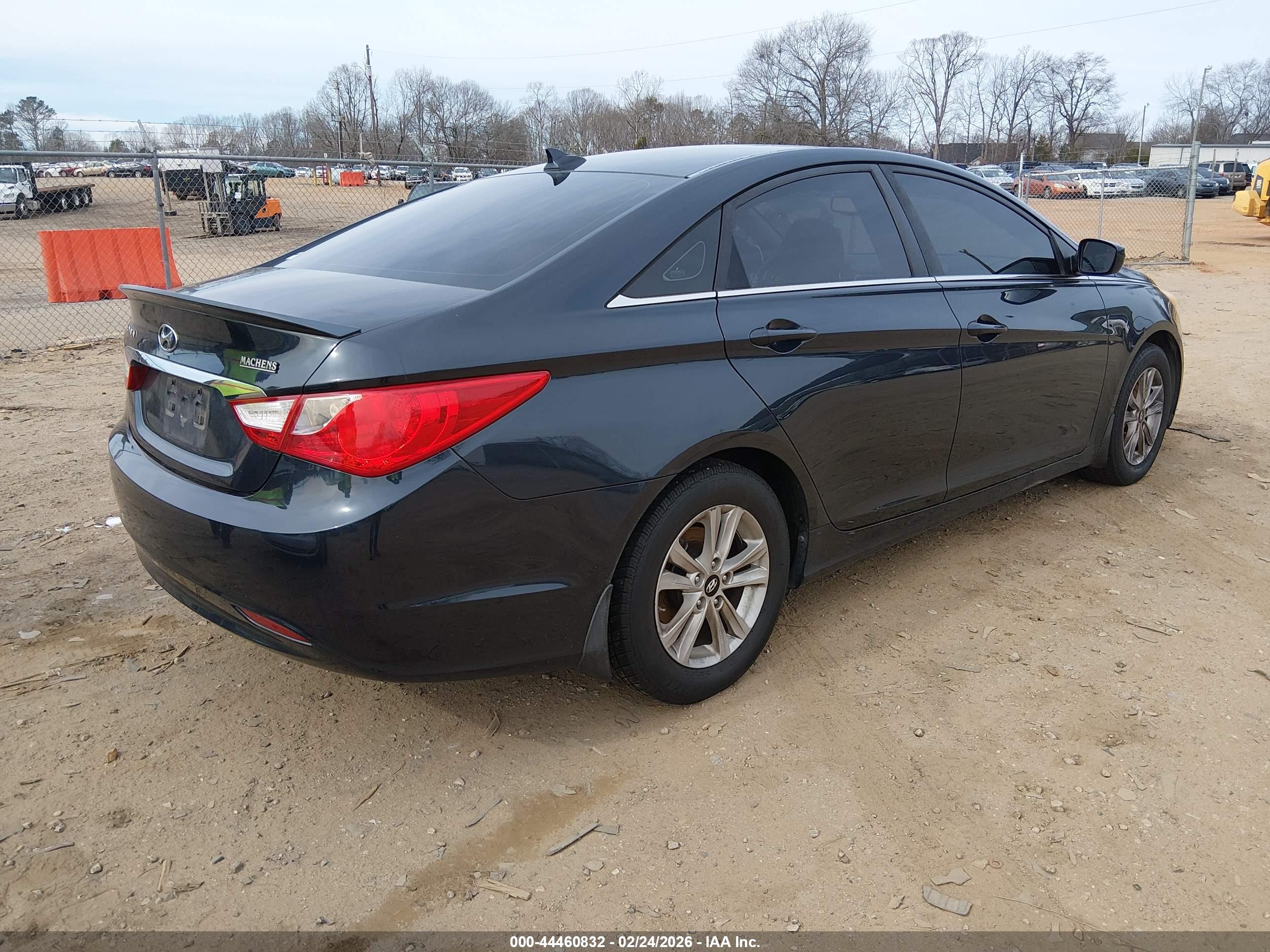 HYUNDAI SONATA image 4