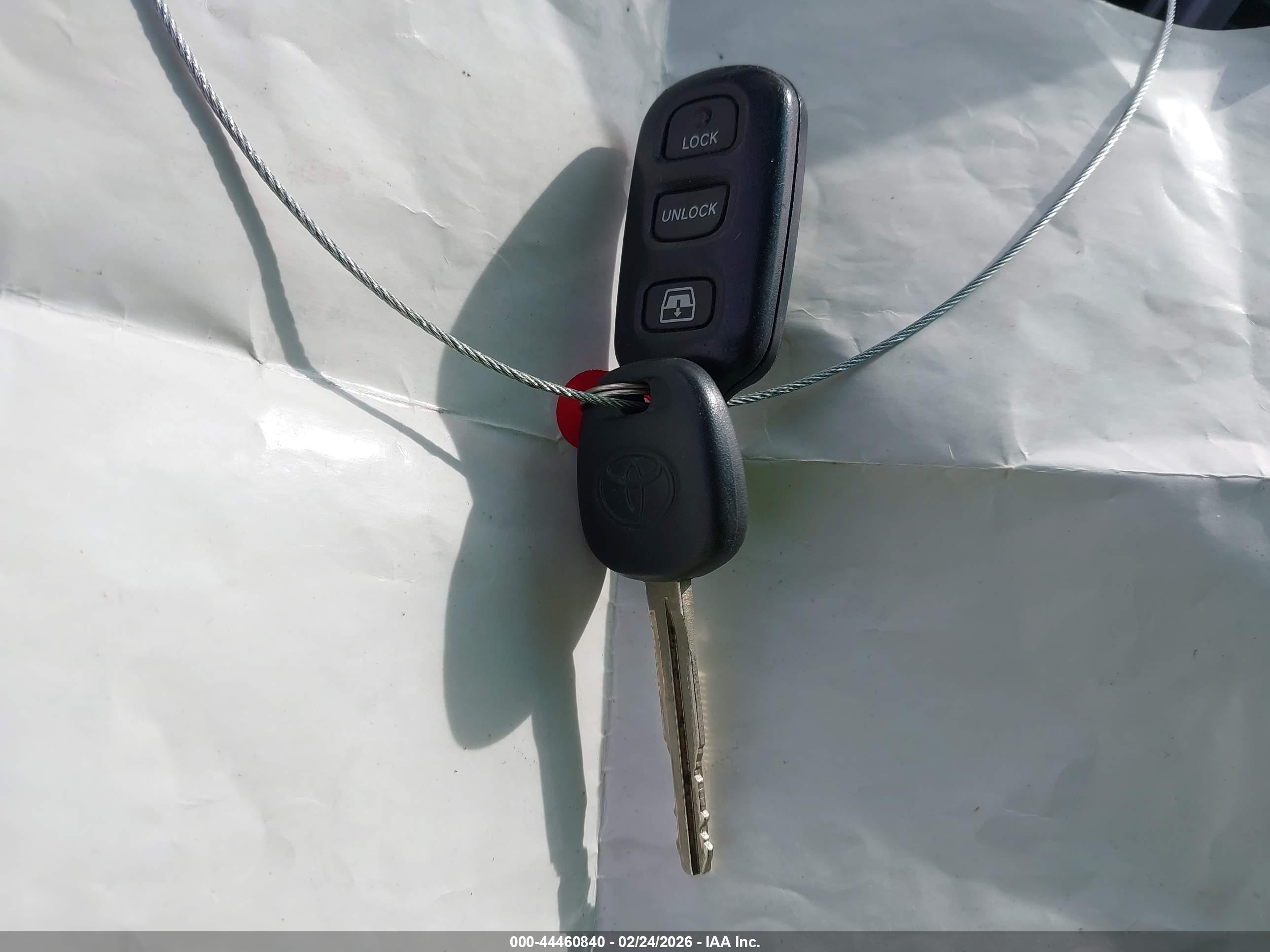 TOYOTA 4RUNNER image 11