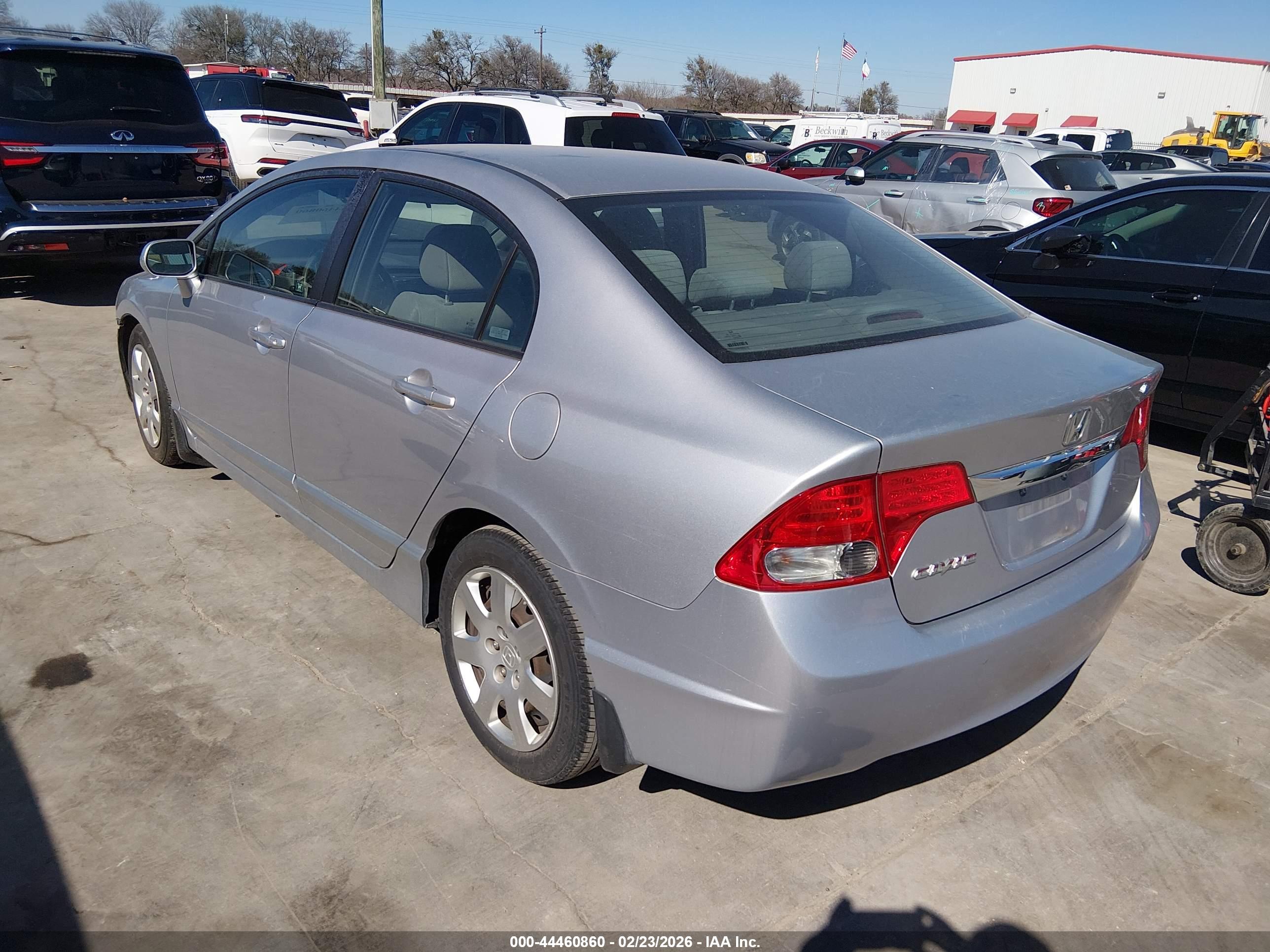 HONDA CIVIC image 3