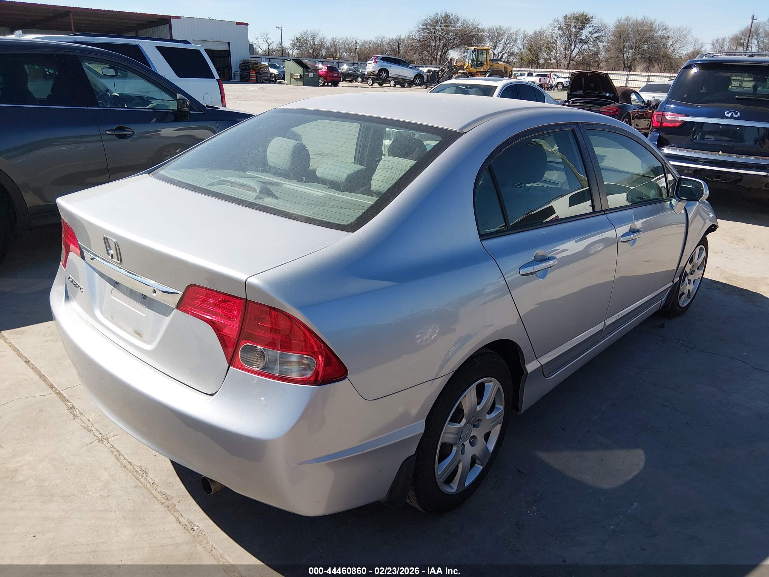 HONDA CIVIC image 4
