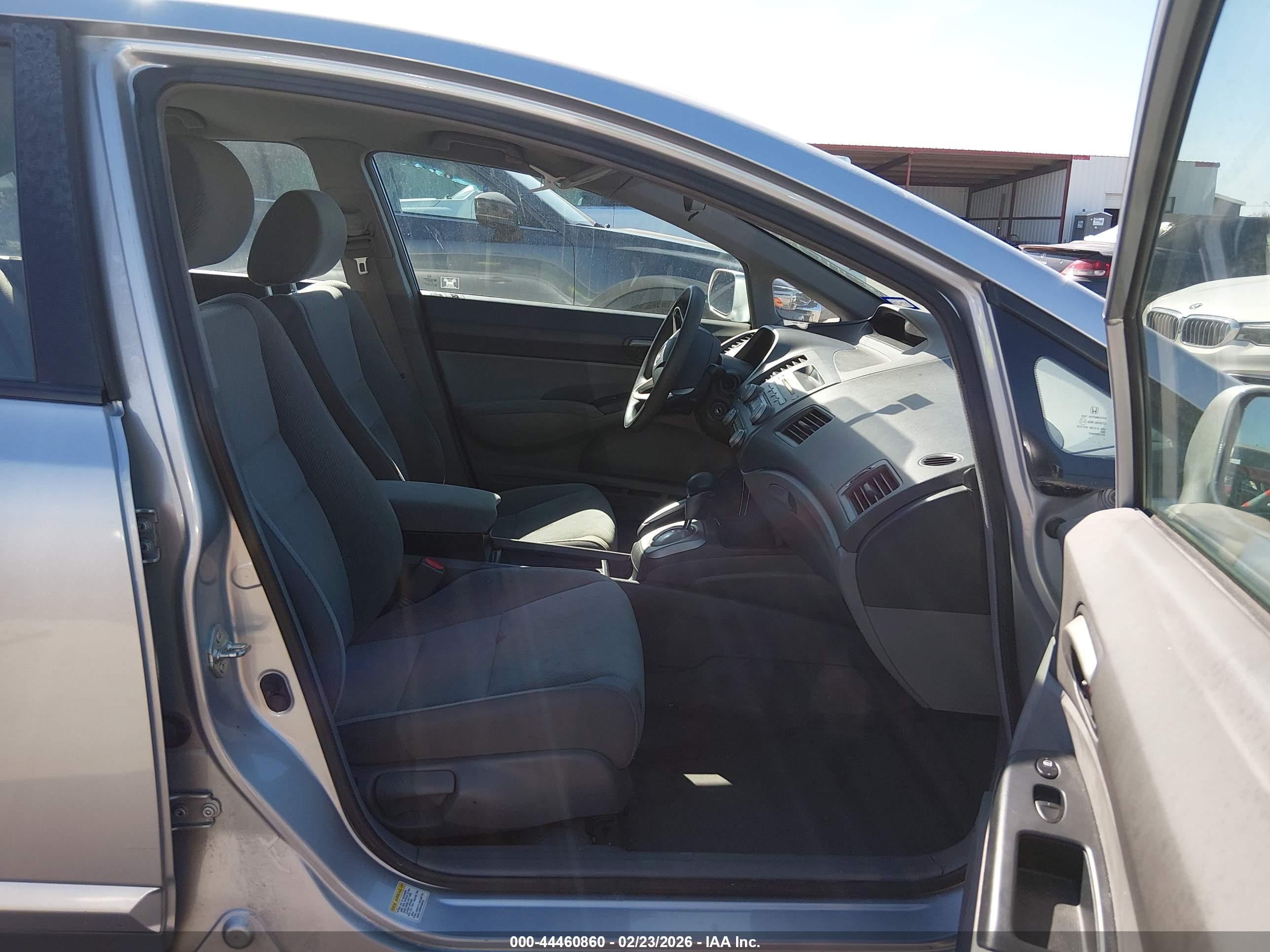 HONDA CIVIC image 5
