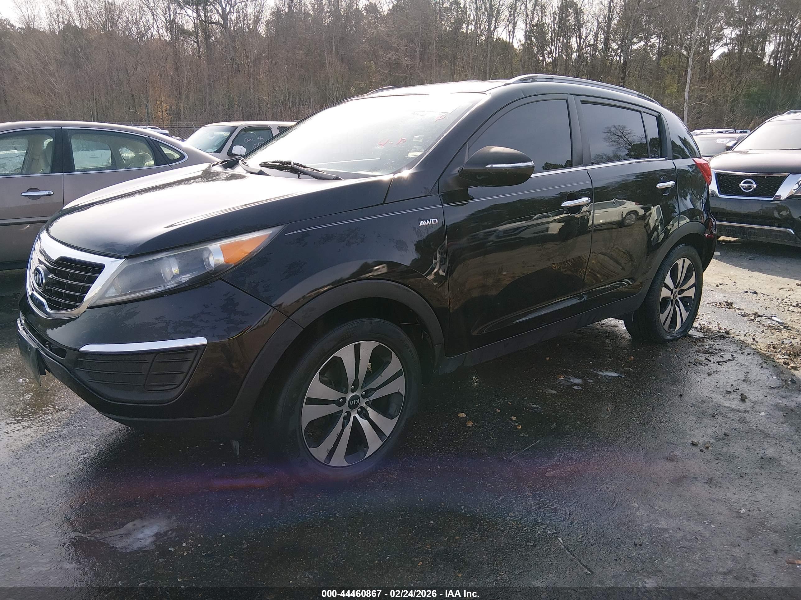 KIA SPORTAGE image 2
