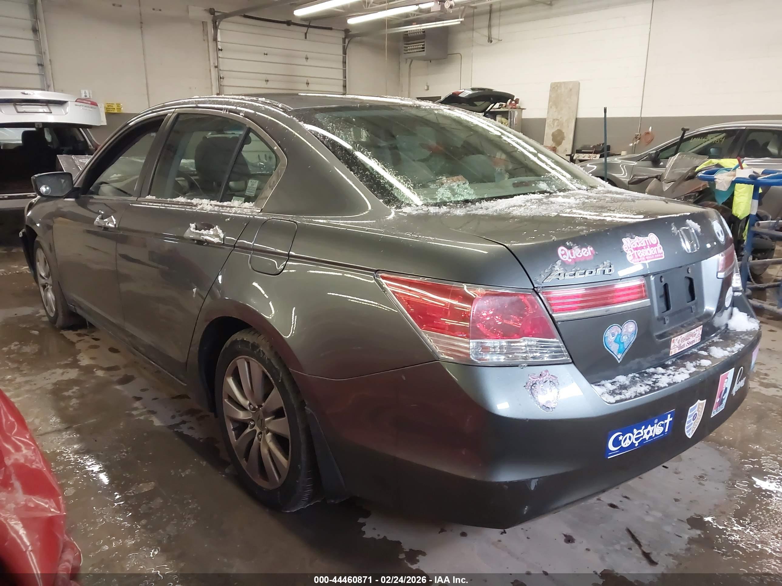 HONDA ACCORD image 3