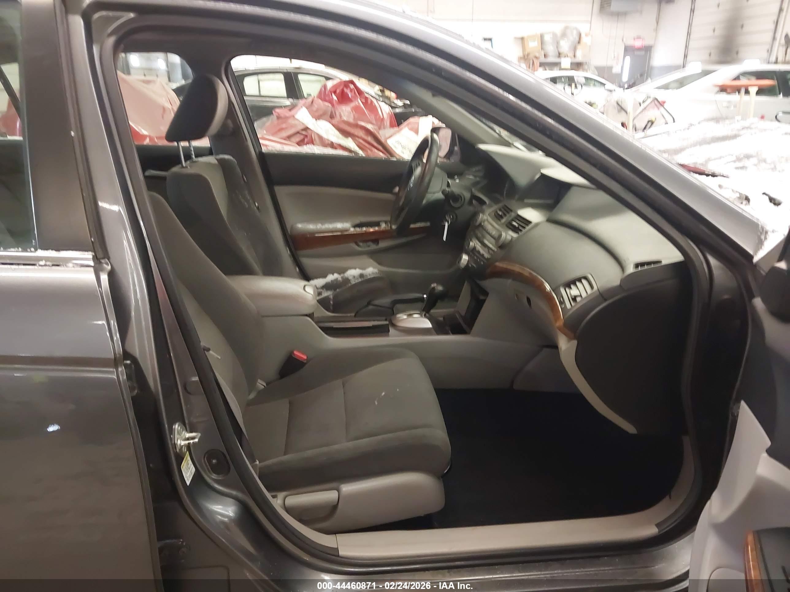HONDA ACCORD image 5