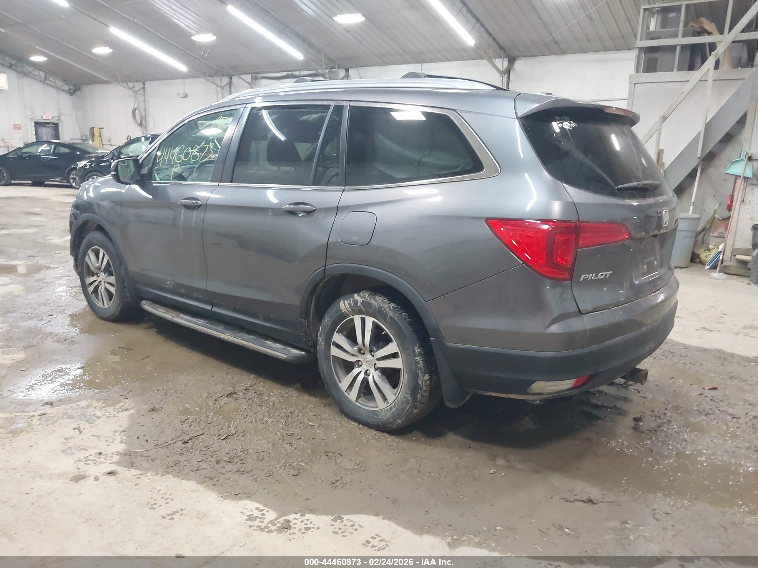 HONDA PILOT image 3
