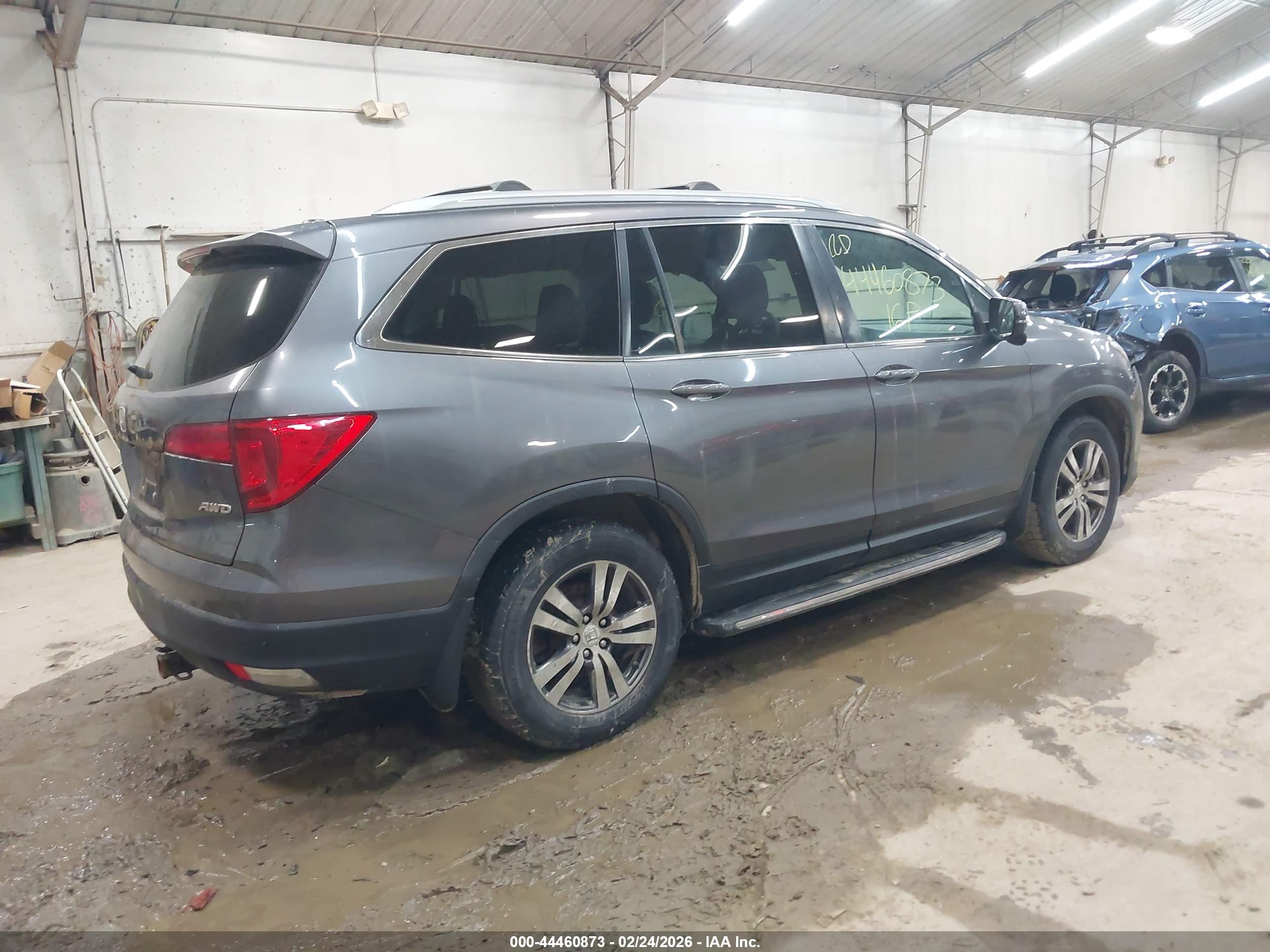 HONDA PILOT image 4