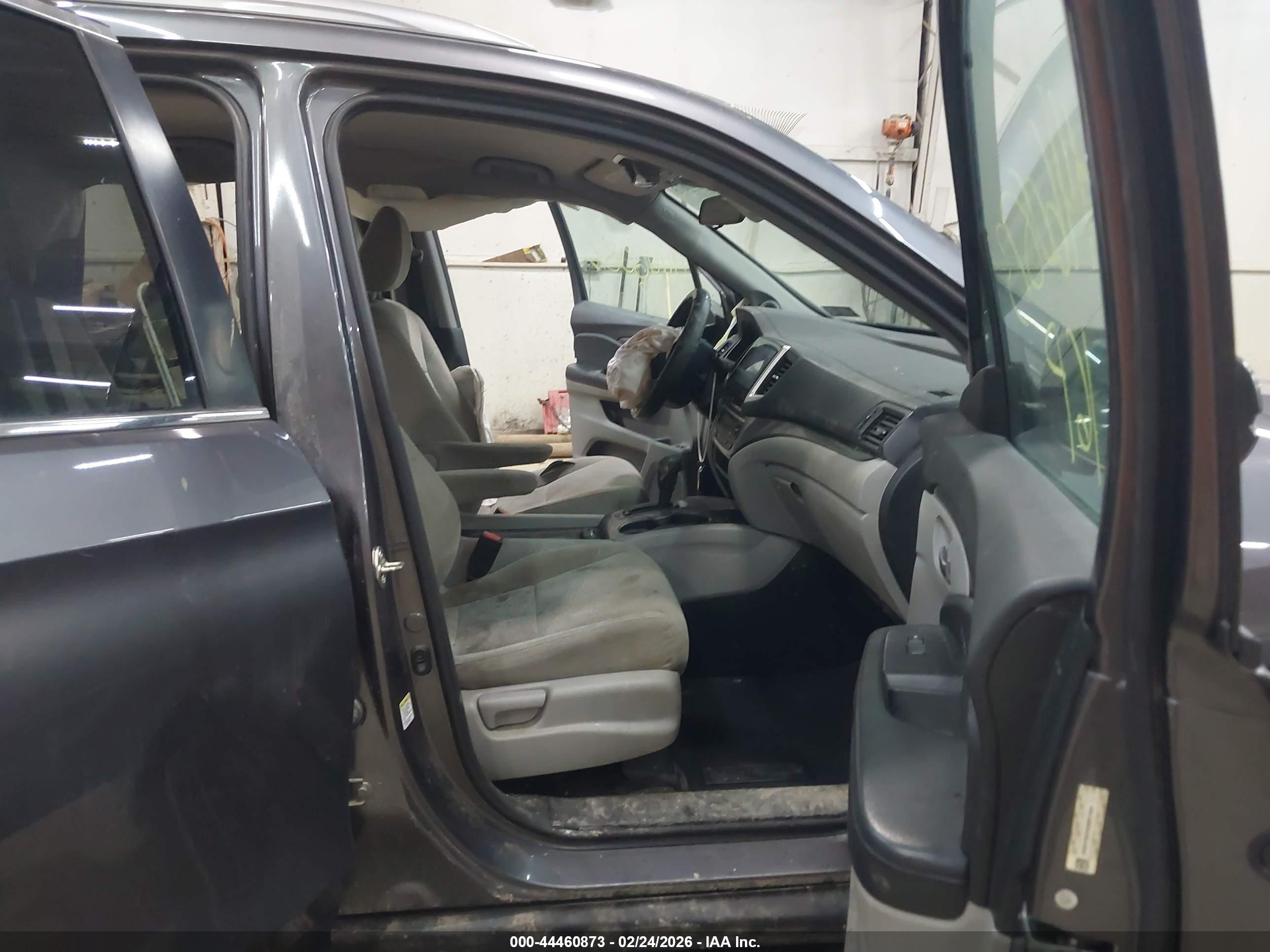 HONDA PILOT image 5