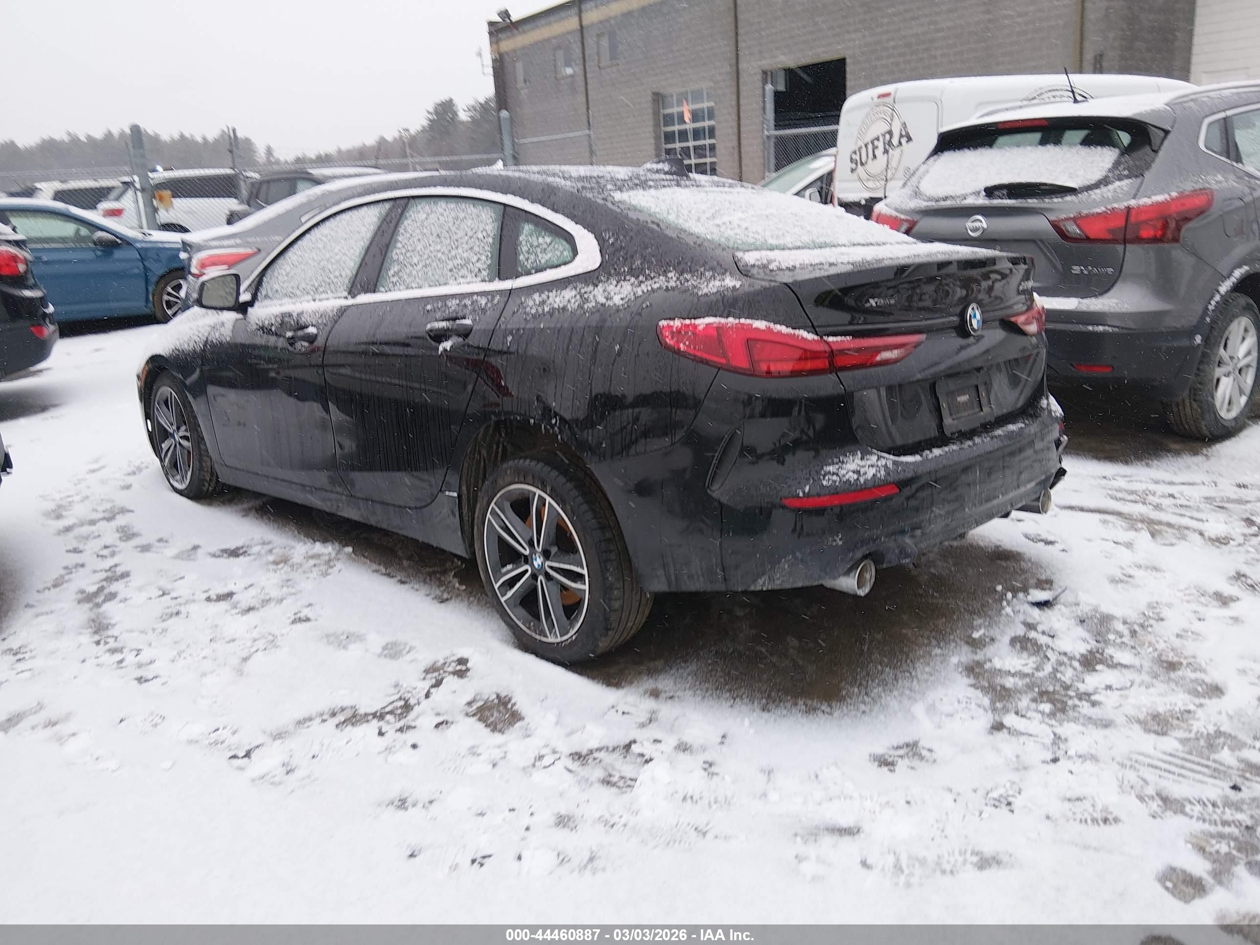 BMW 228 image 3