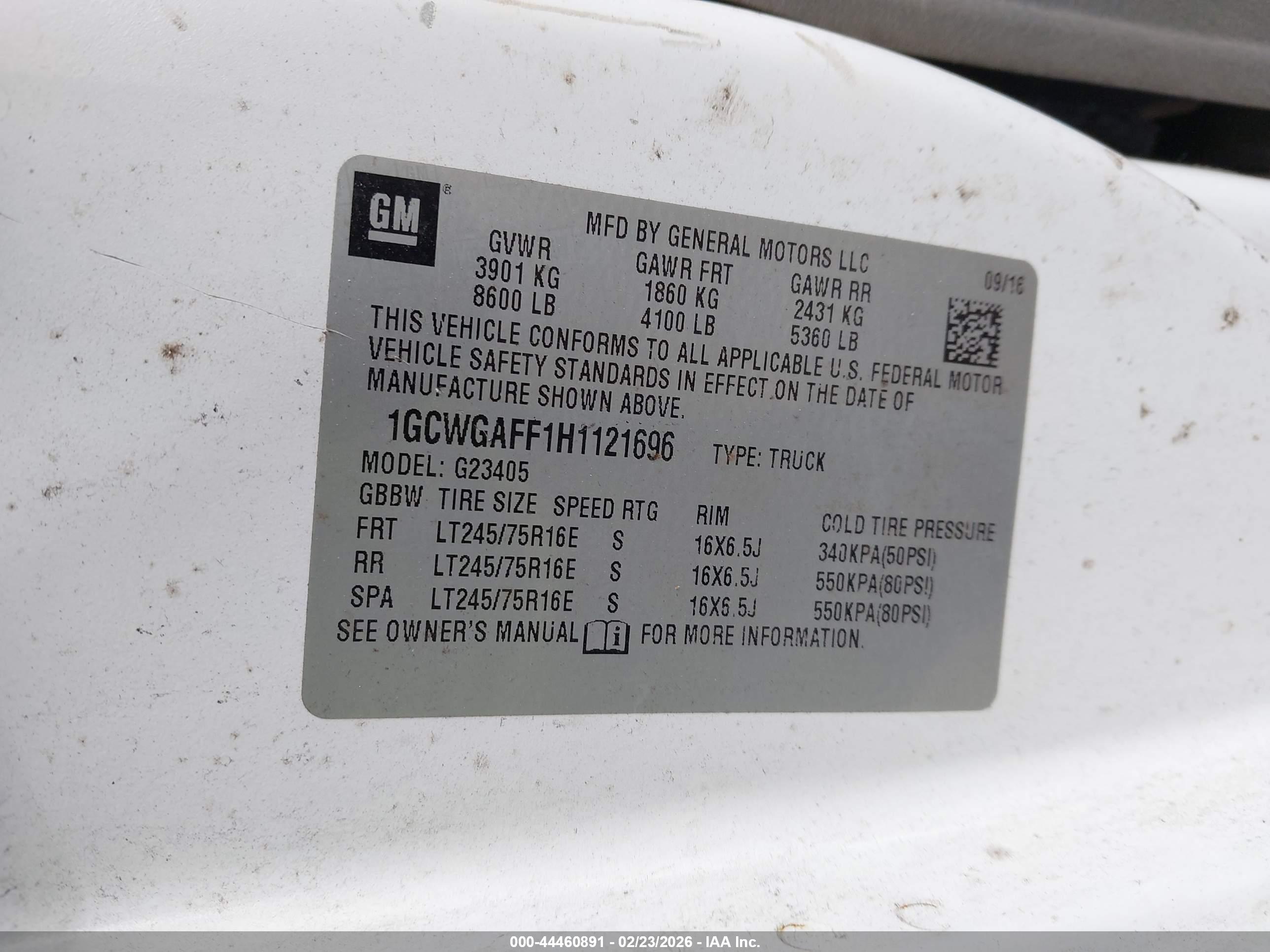 CHEVROLET EXPRESS image 9