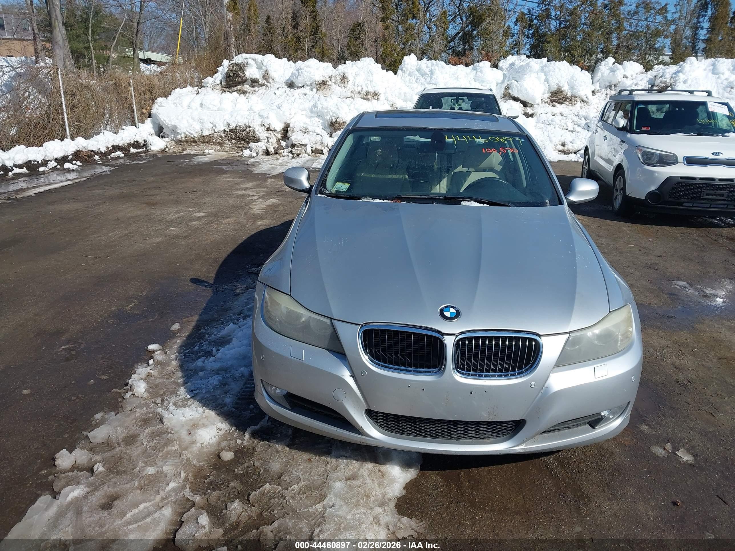 BMW 328I image 6