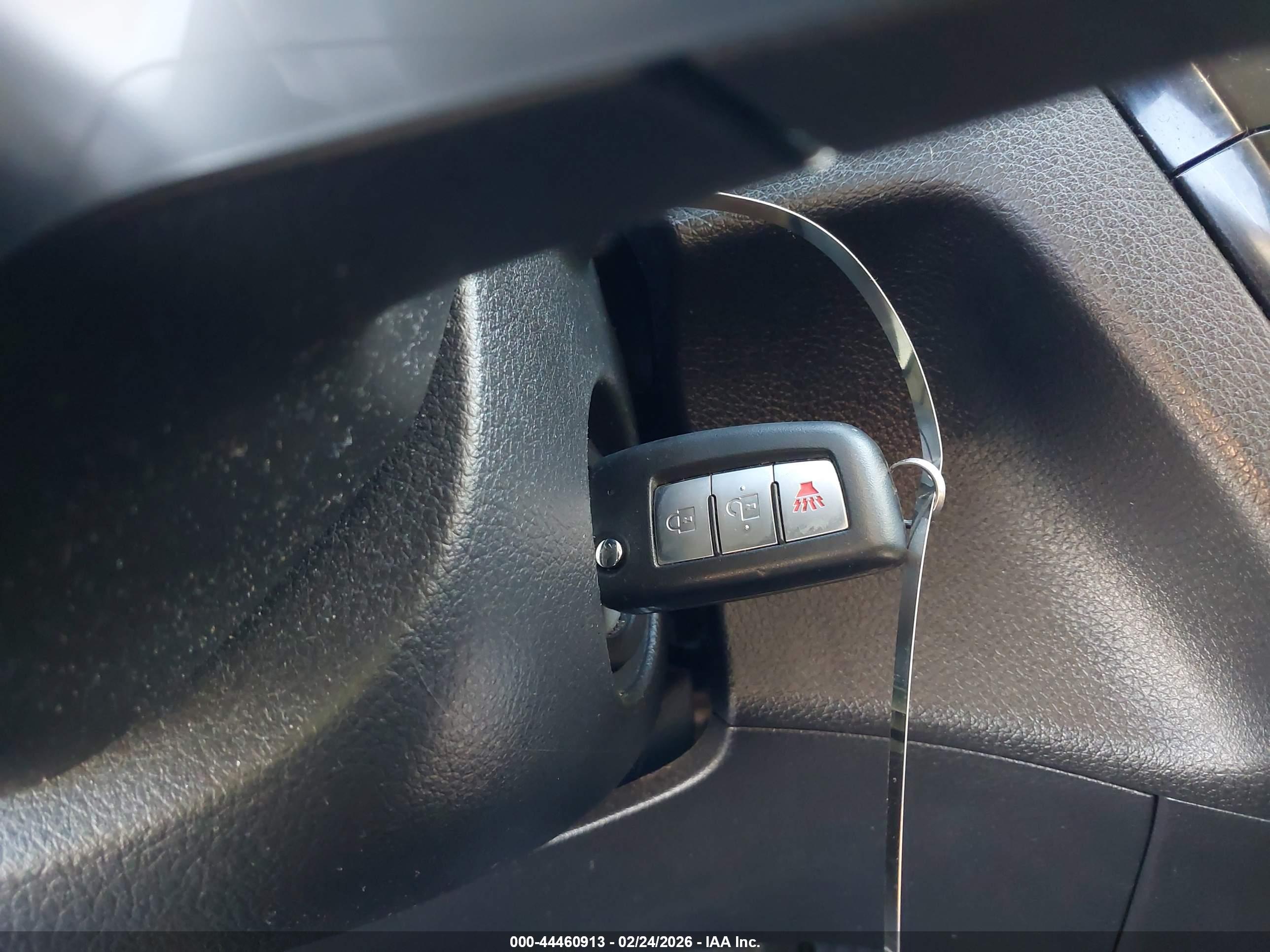 NISSAN ROGUE image 11