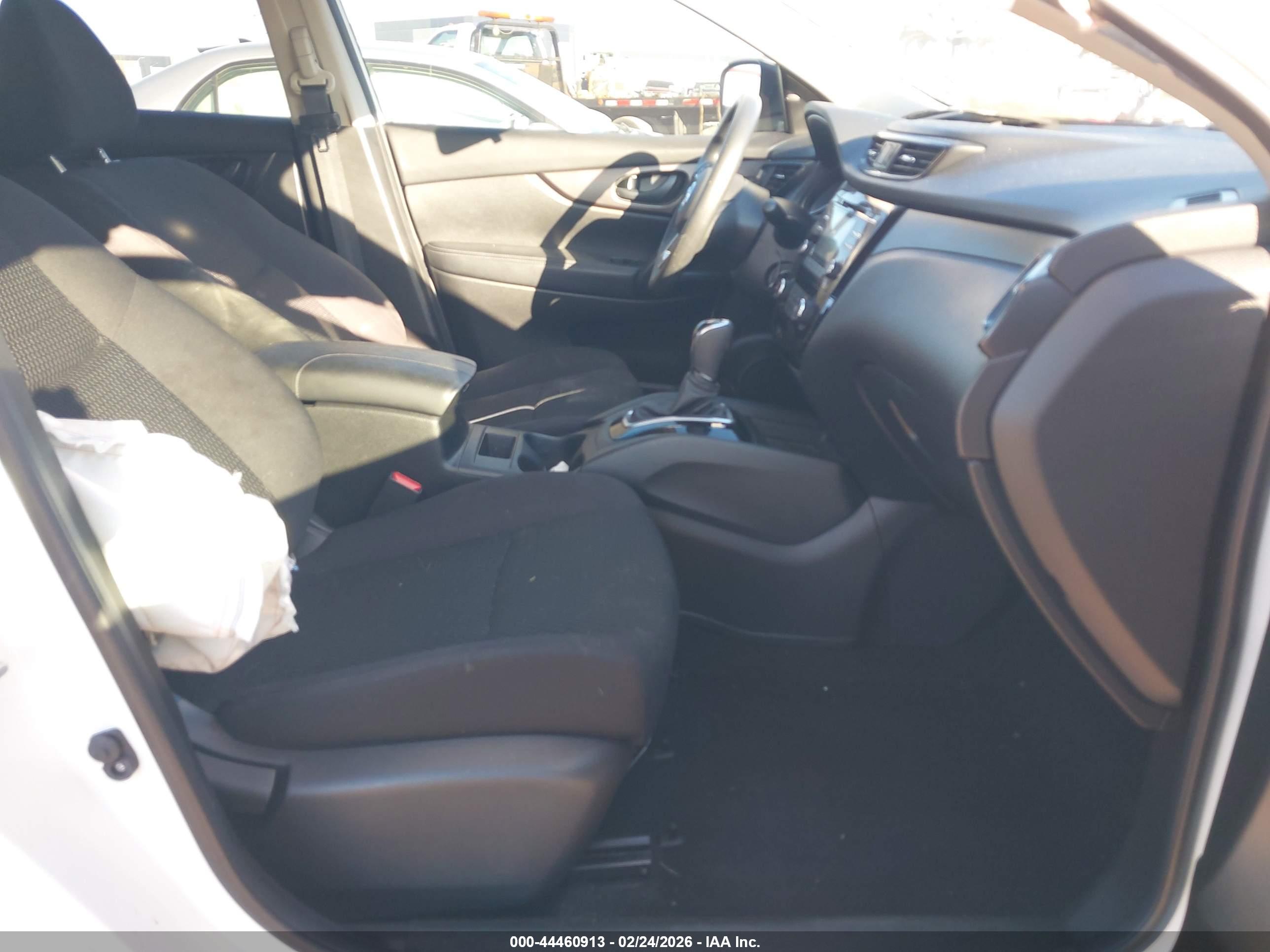 NISSAN ROGUE image 5
