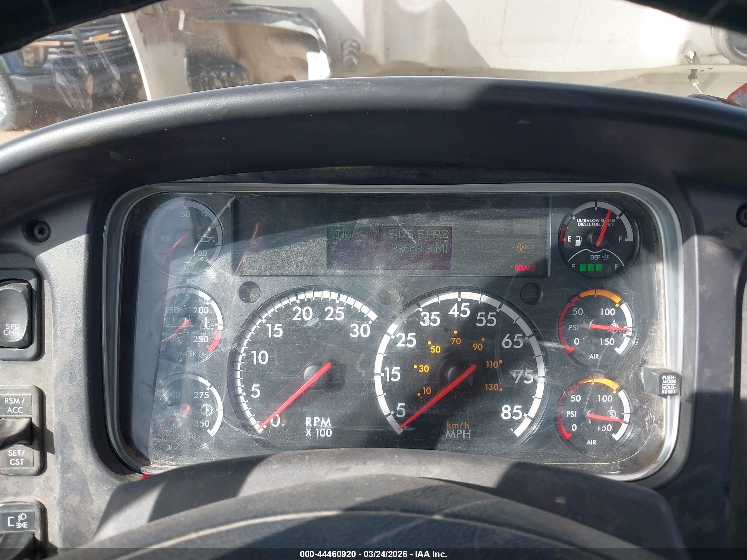 FREIGHTLINER M2 image 7