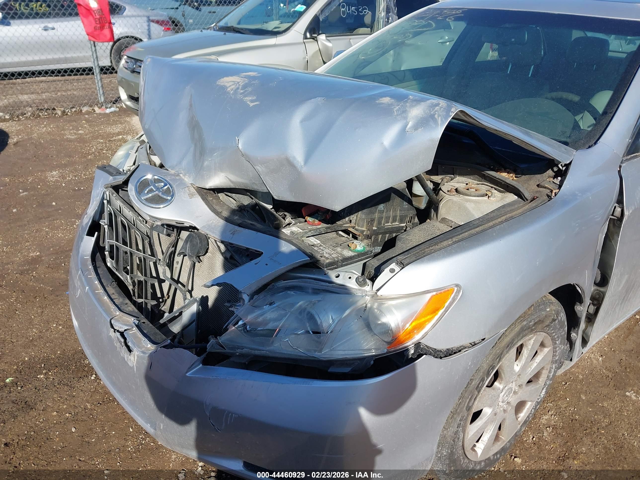 TOYOTA CAMRY image 6
