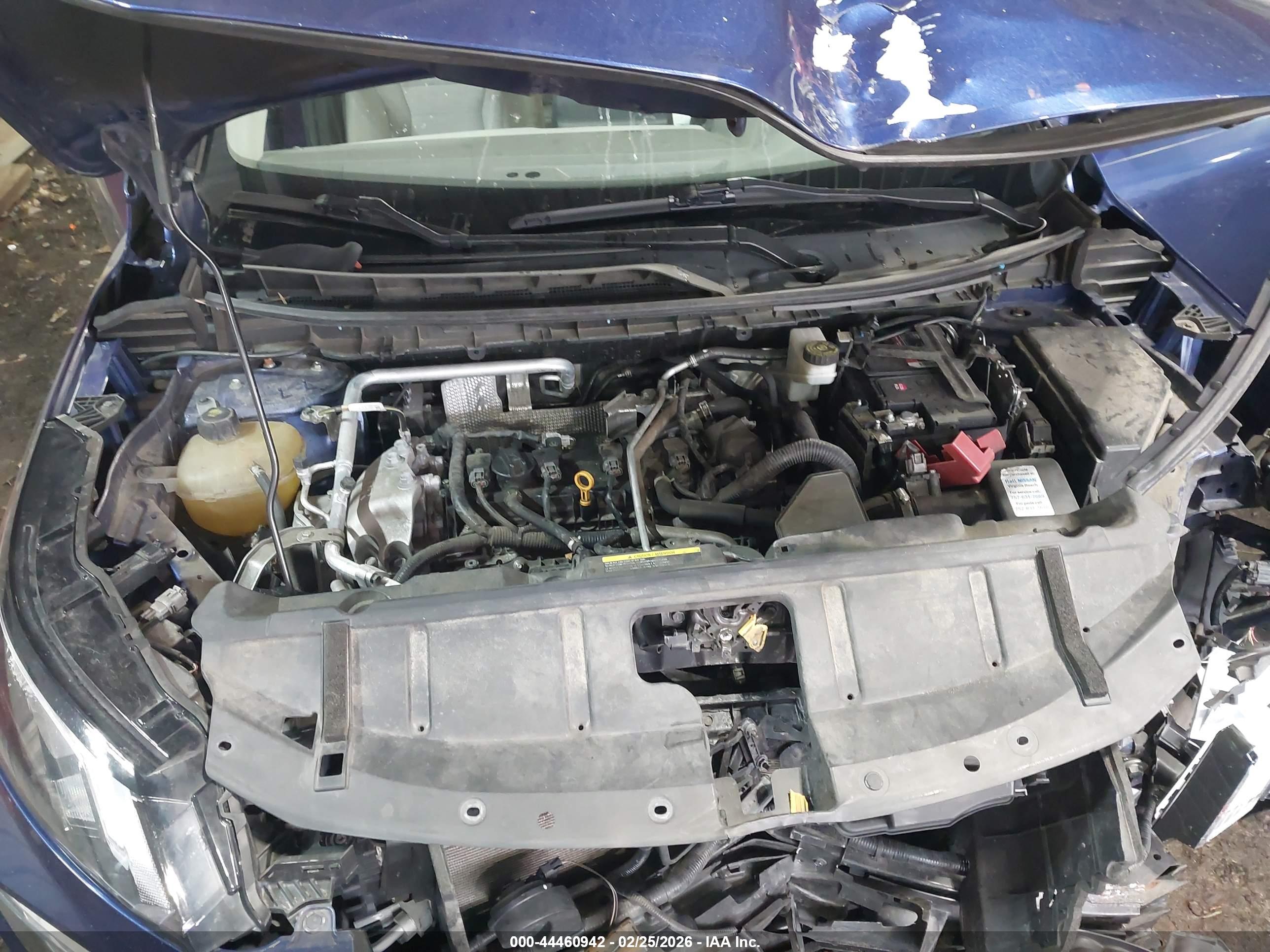NISSAN ROGUE image 10