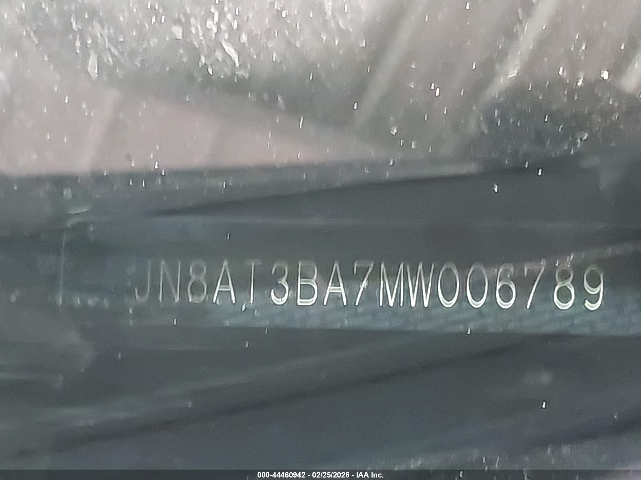 NISSAN ROGUE image 9