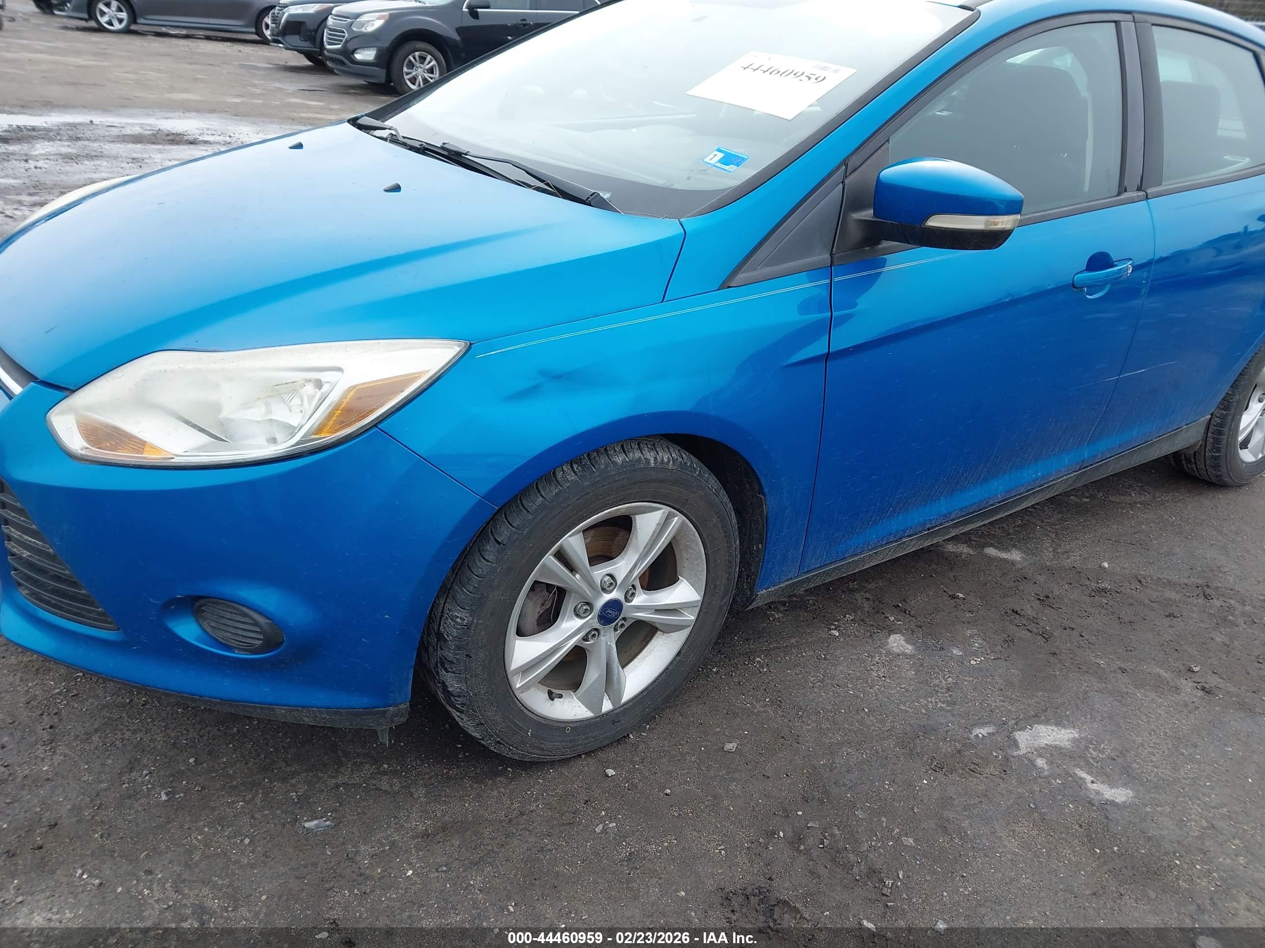 FORD FOCUS image 6