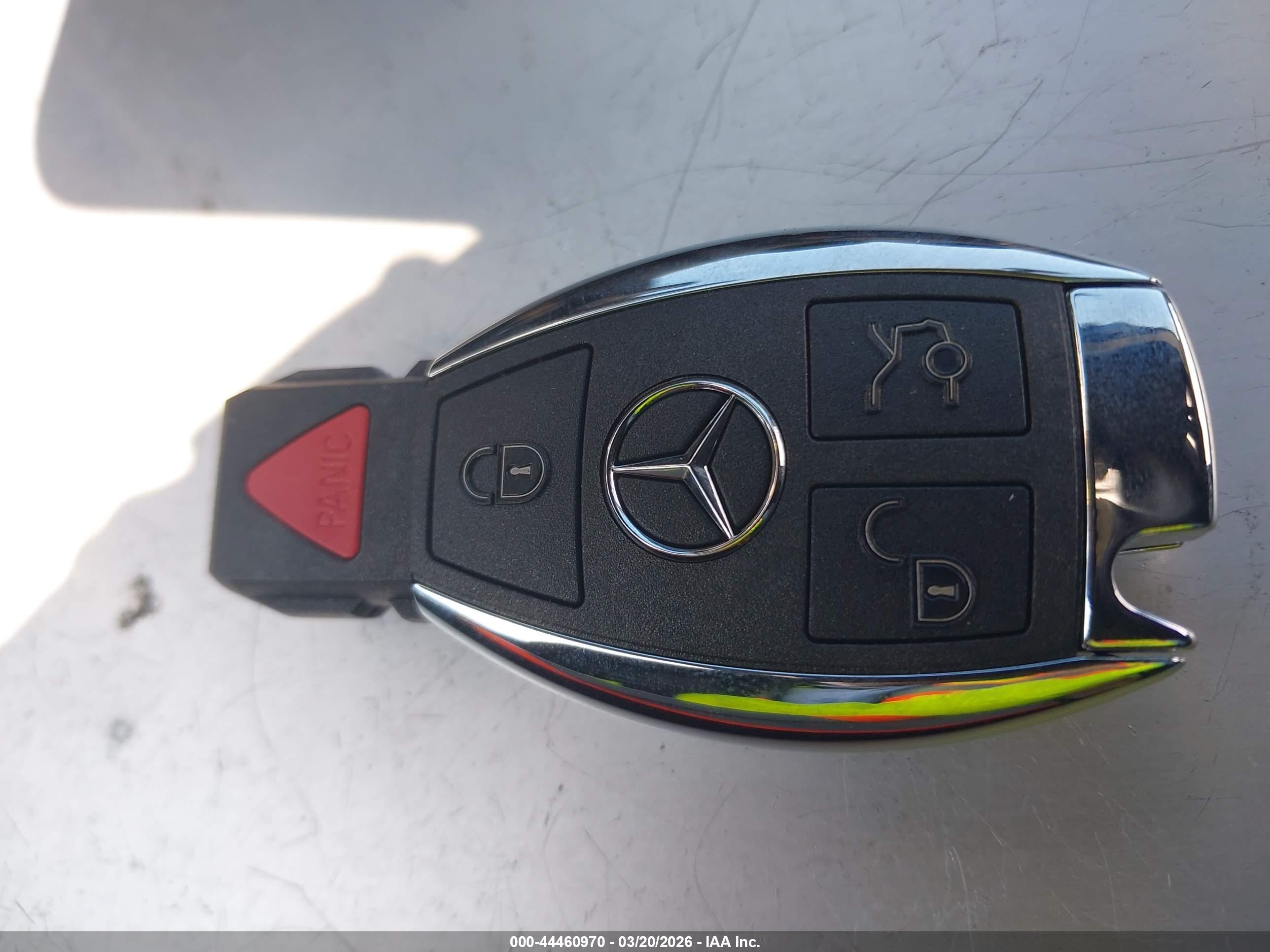 MERCEDES-BENZ E image 11