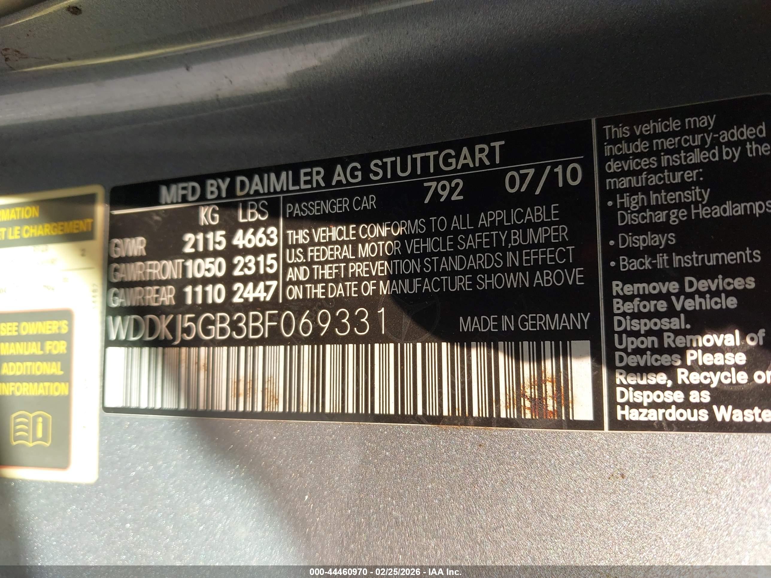 MERCEDES-BENZ E image 9