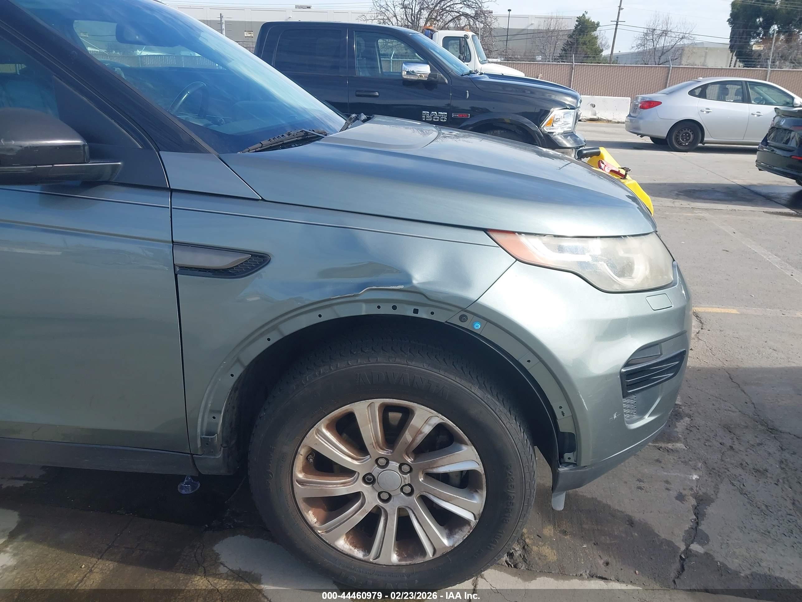 LAND ROVER image 6