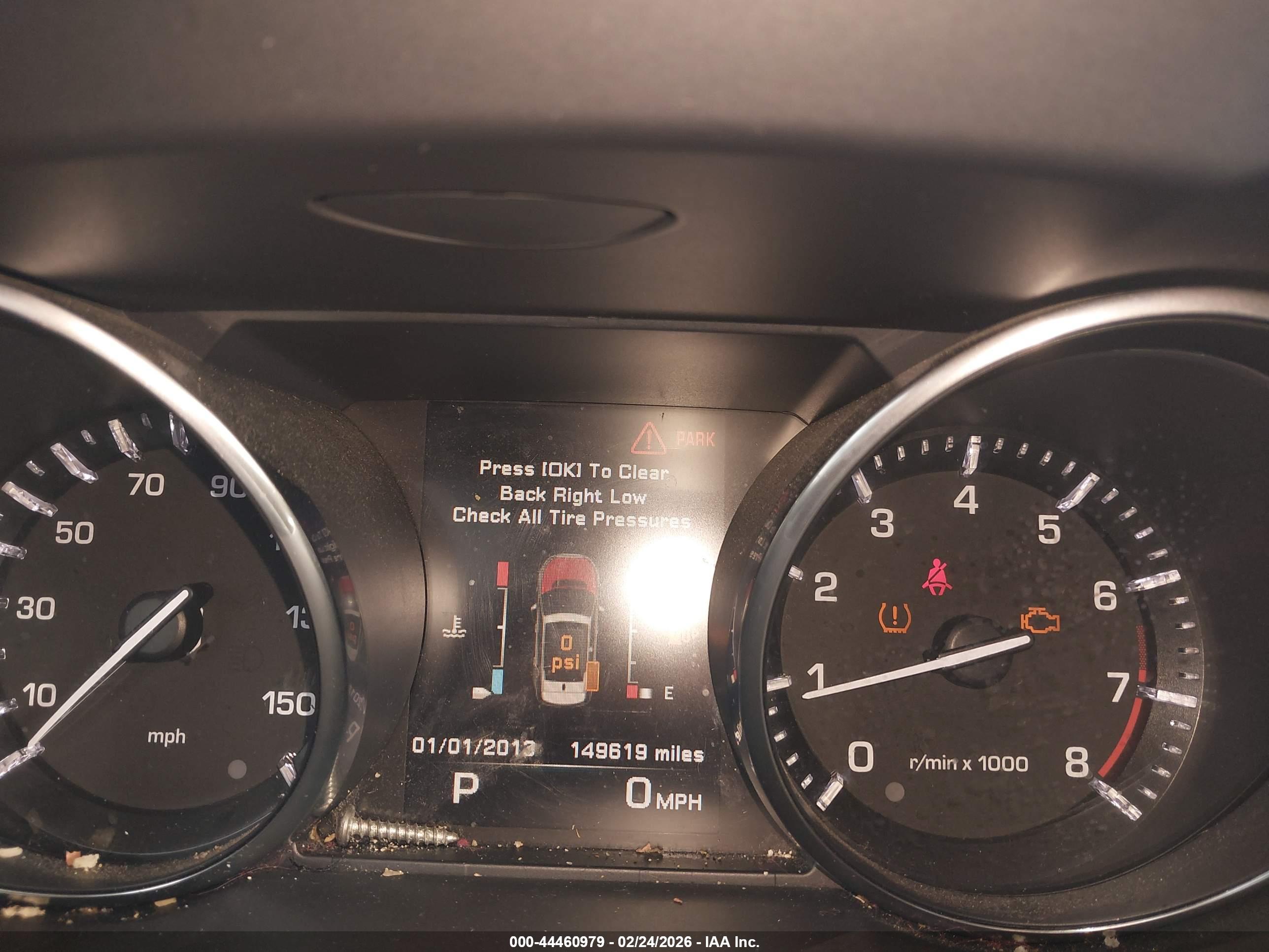 LAND ROVER image 7