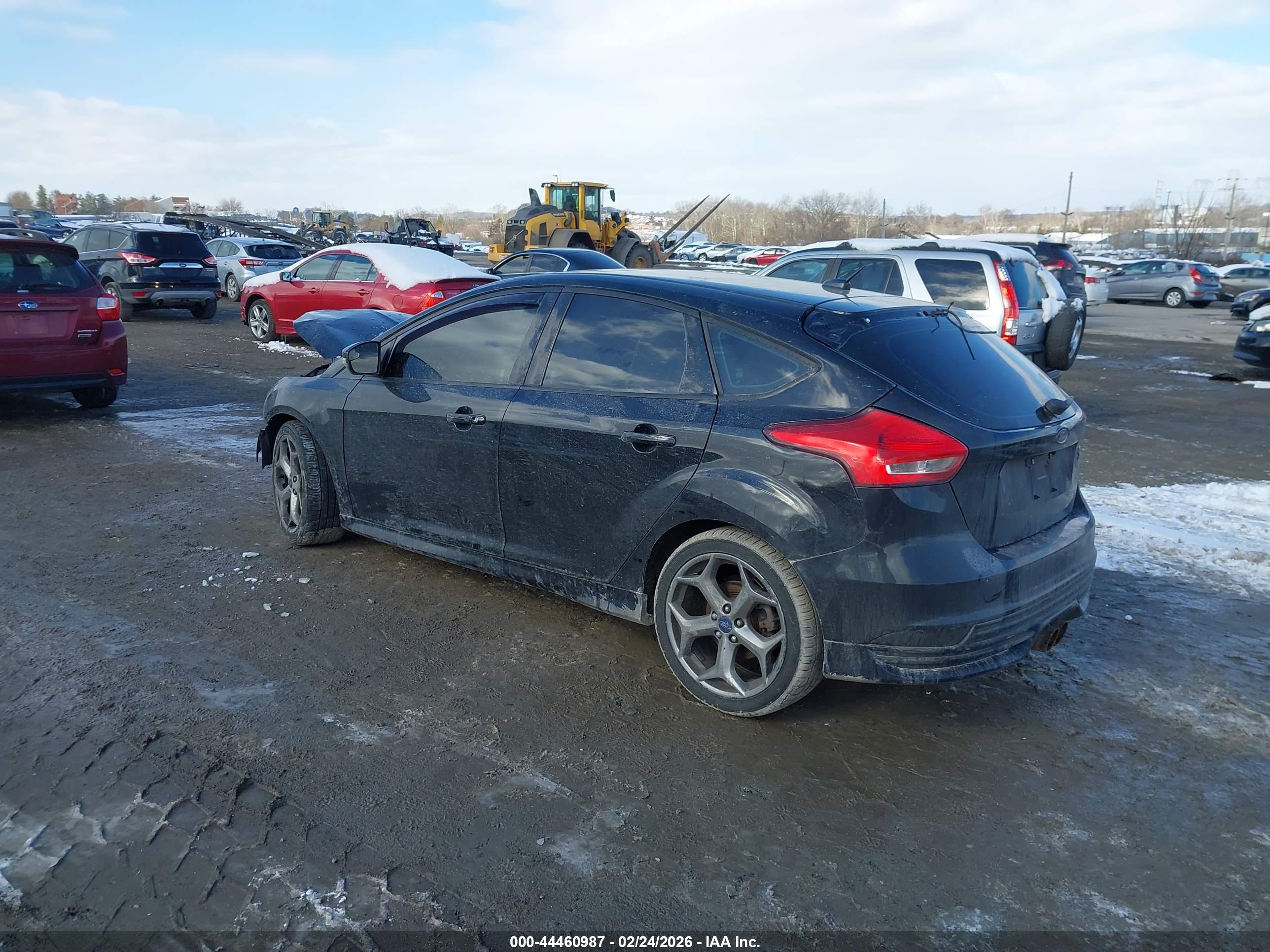 FORD FOCUS image 3