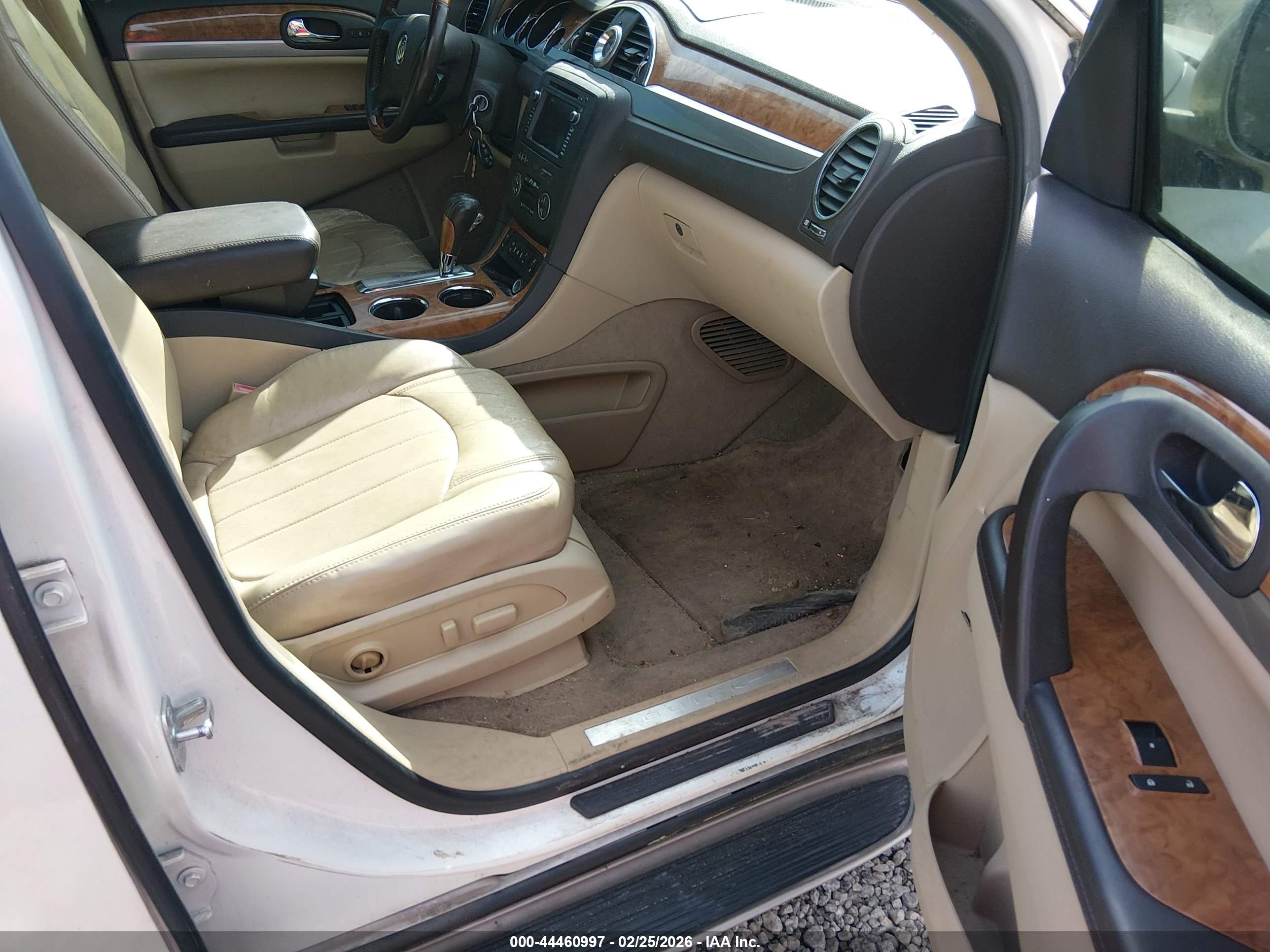 BUICK ENCLAVE image 5