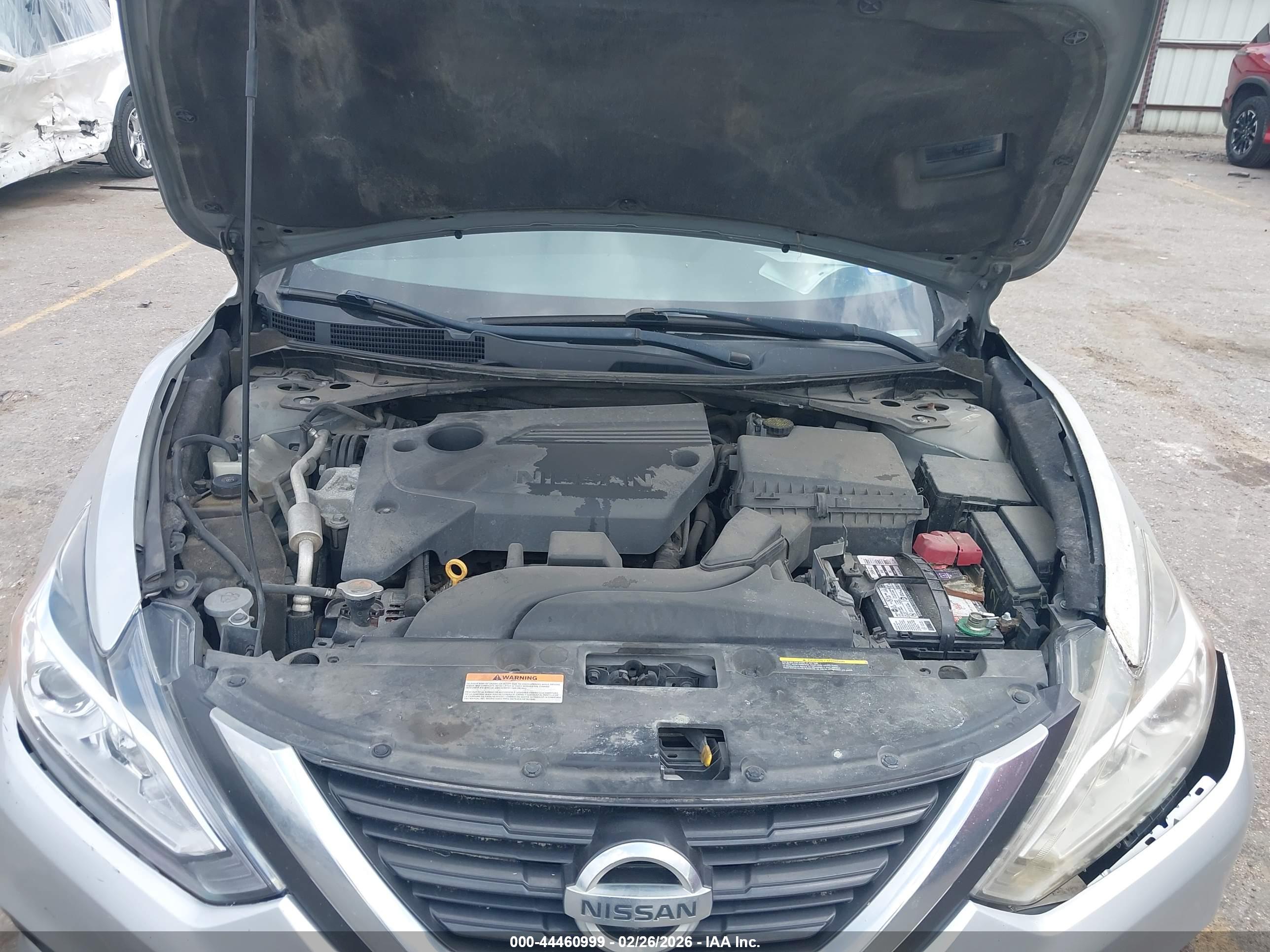 NISSAN ALTIMA image 10